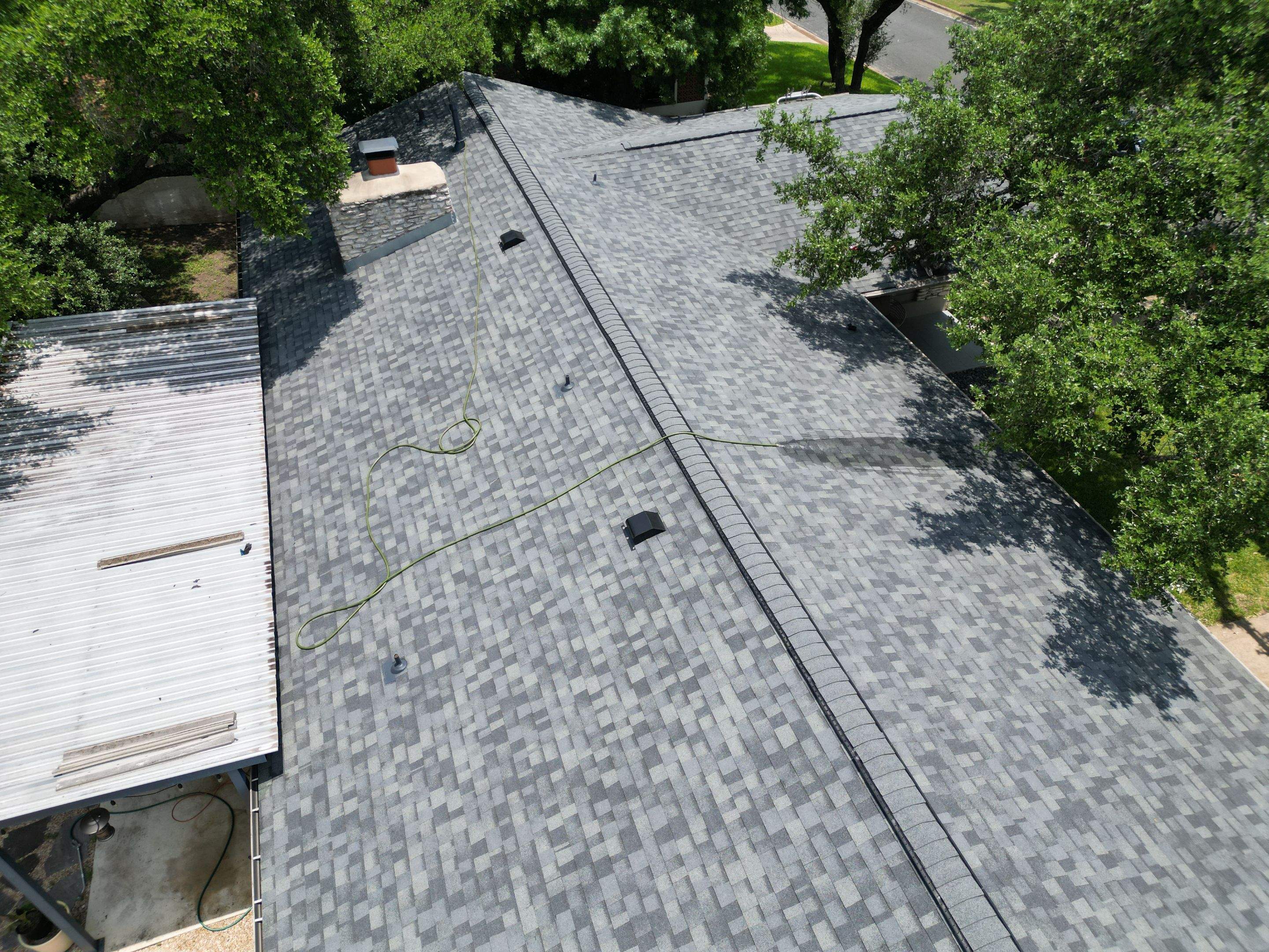 Estate Gray - Owens Corning TruDefinition Duration by RoofsOnly.com