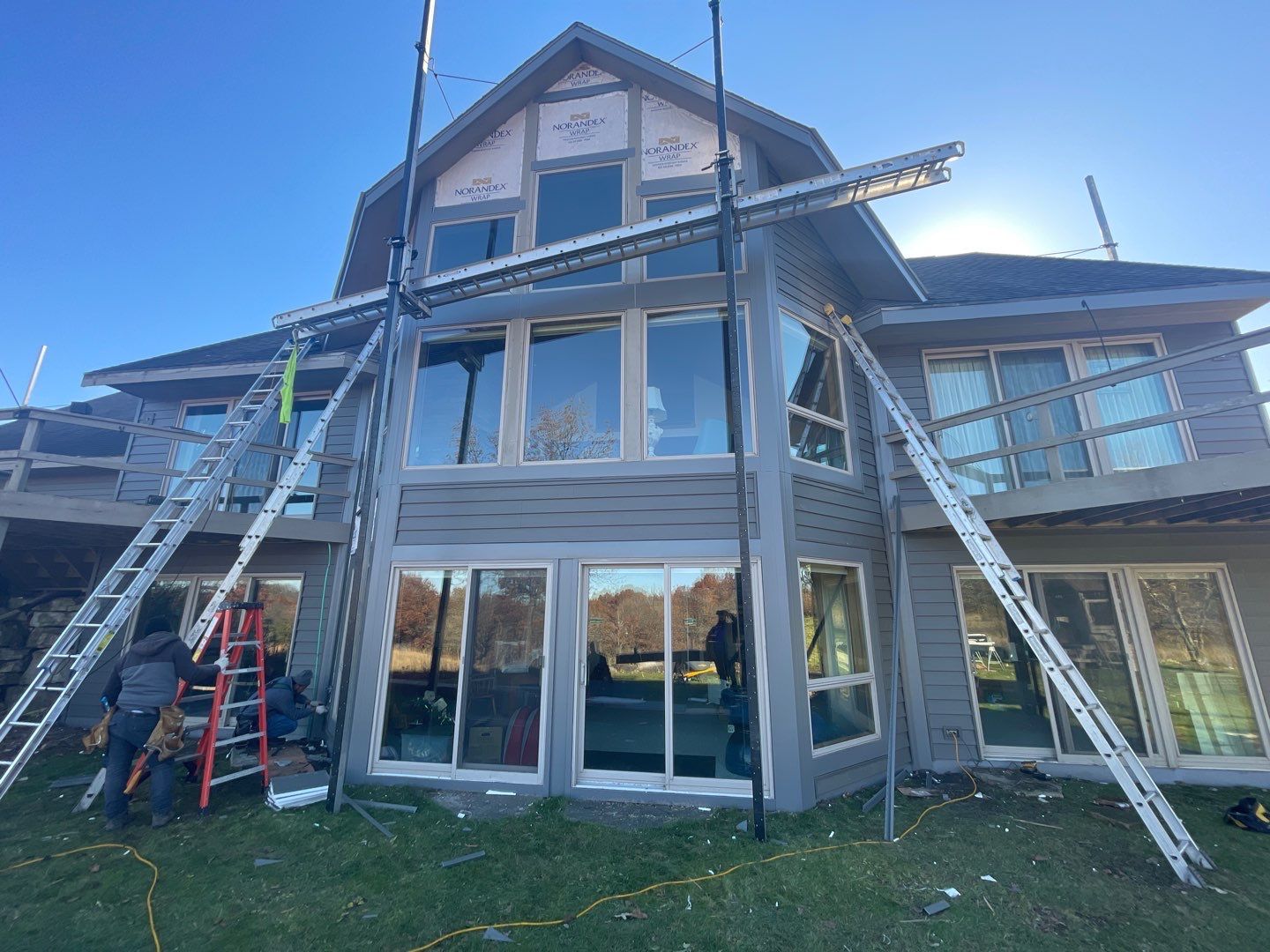 Siding Installation using Norandex Polar Wall Plus Siding, Window Wraps by Total Exteriors