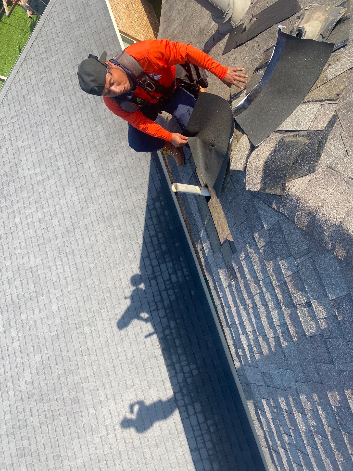 Hail Damage using Owen's Corning Duration (Lifetime) Shingles by Roof Repair Company