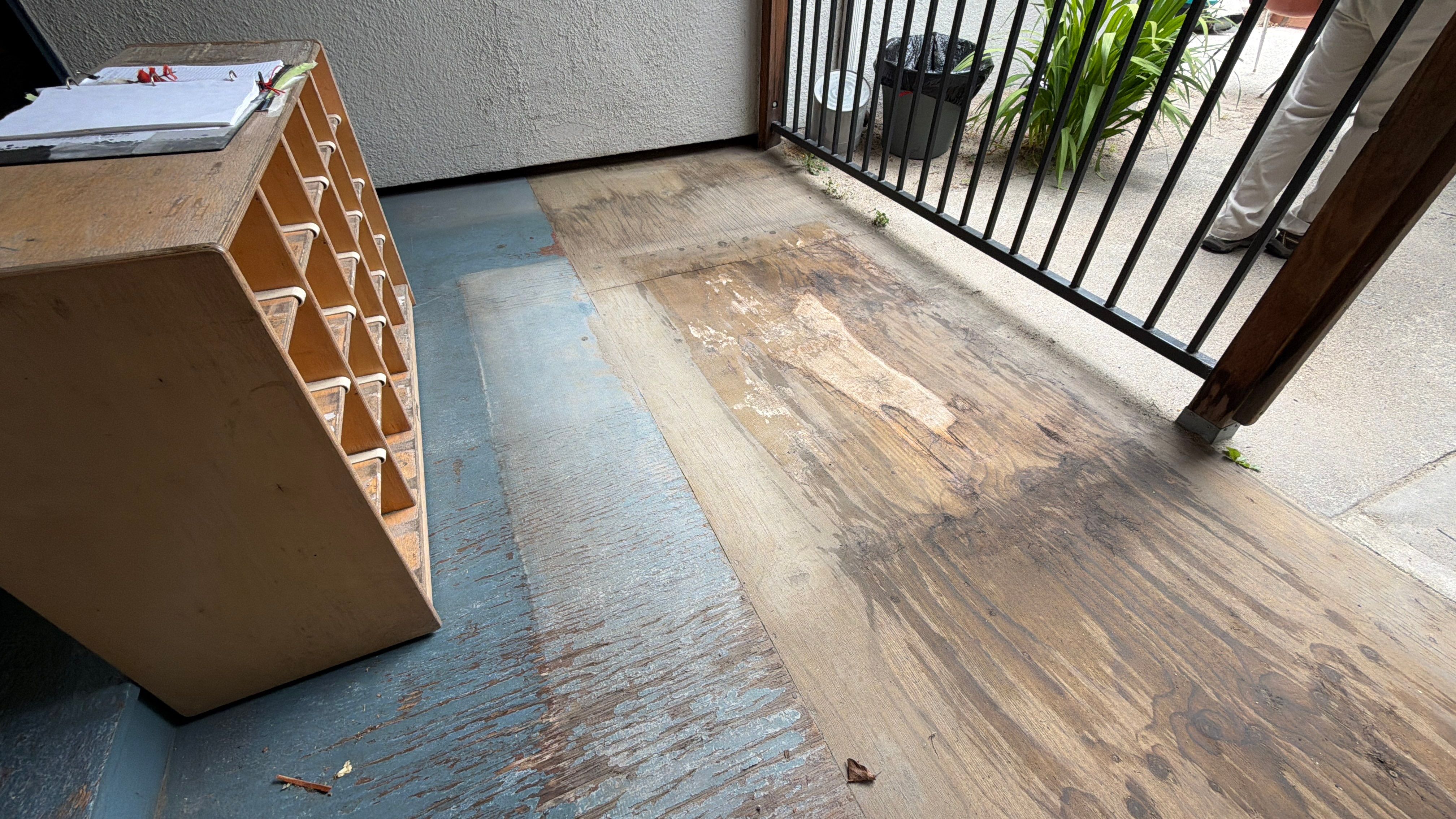 deck and patio restoration by Herrera’s Bay Area Painting inc.