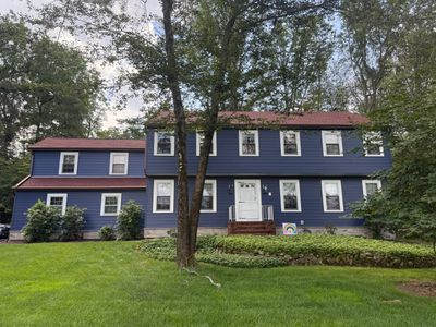 CertainTeed CERTAplank S7 Vinyl Siding — Midnight Blue