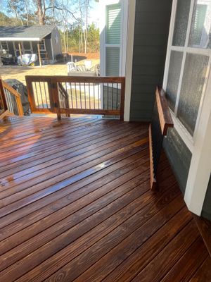 Weathered Deck using Wood Sealant