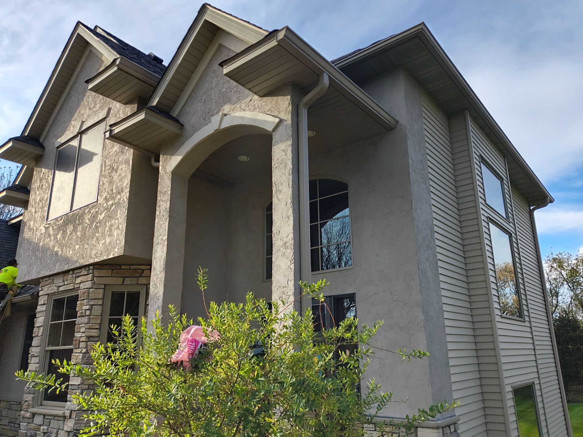 6" Seamless Gutters with Leaf Blaster Pro – Monticello, MN by Next Level Seamless Gutters / Exteriors Inc.