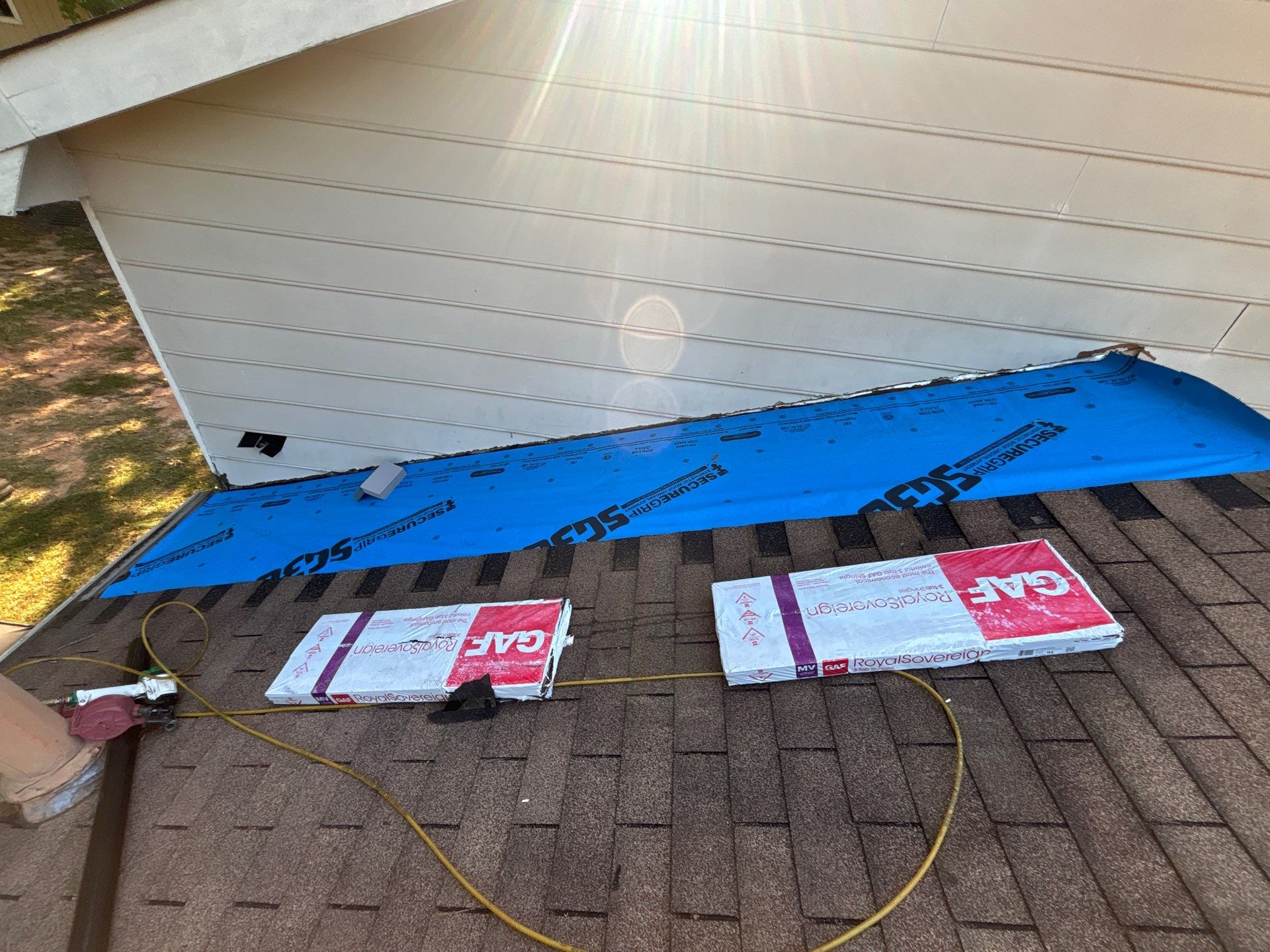 Missing Step flashings by Deerfield Roofing LLC