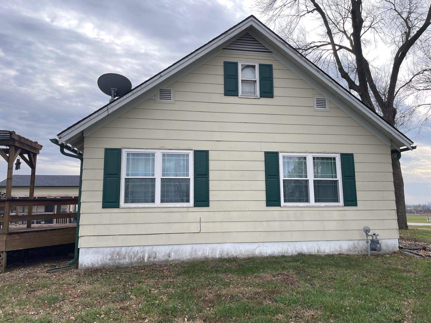 Siding Installation using Craneboard D7 by EEC Windows, Siding & Roofing