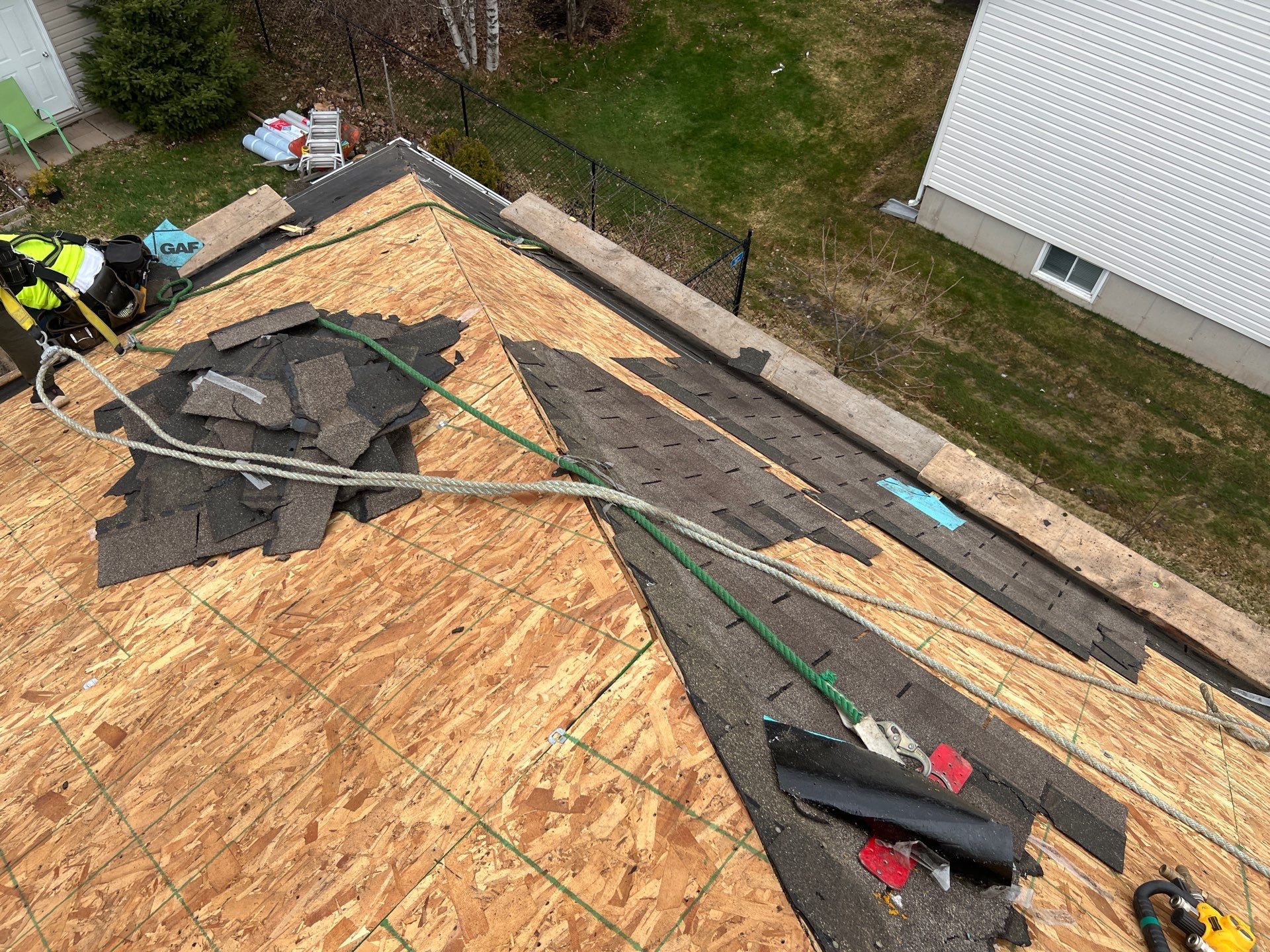 Residential Roofing Installation using Asphalt GAF HDZ by Artisan Roofing & Home Improvements Inc.