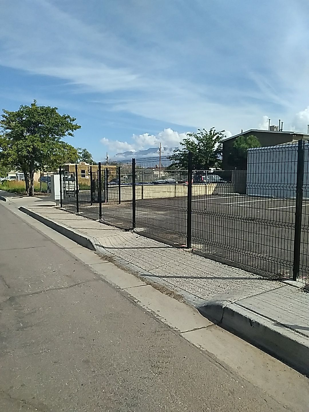 Light Commercial using DM Classic by Valley Fence Company