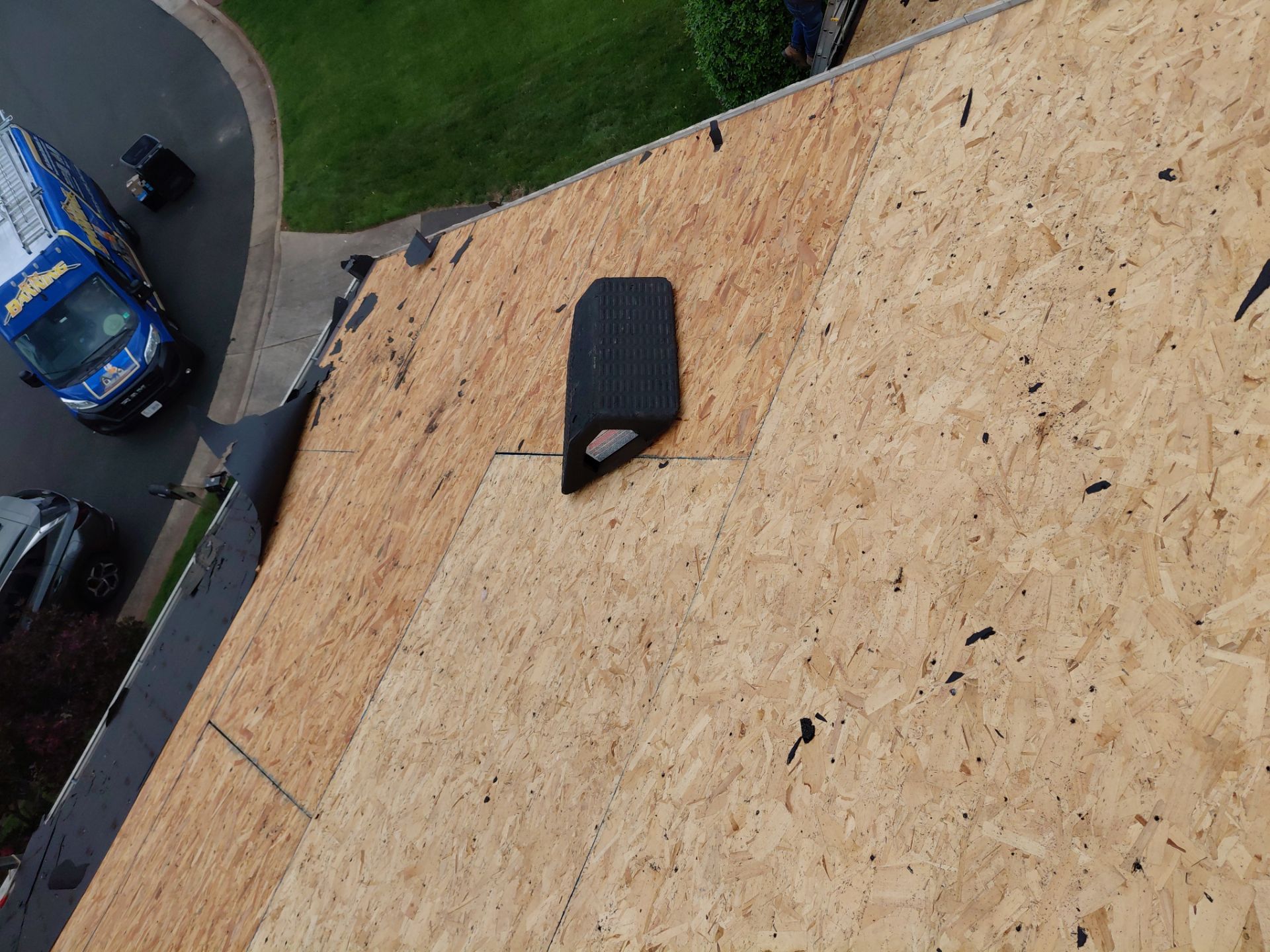 Fairfax: Residential Roof Replacement with CertainTeed Landmark Shingles in Sunrise Cedar by RM Banning, Inc.