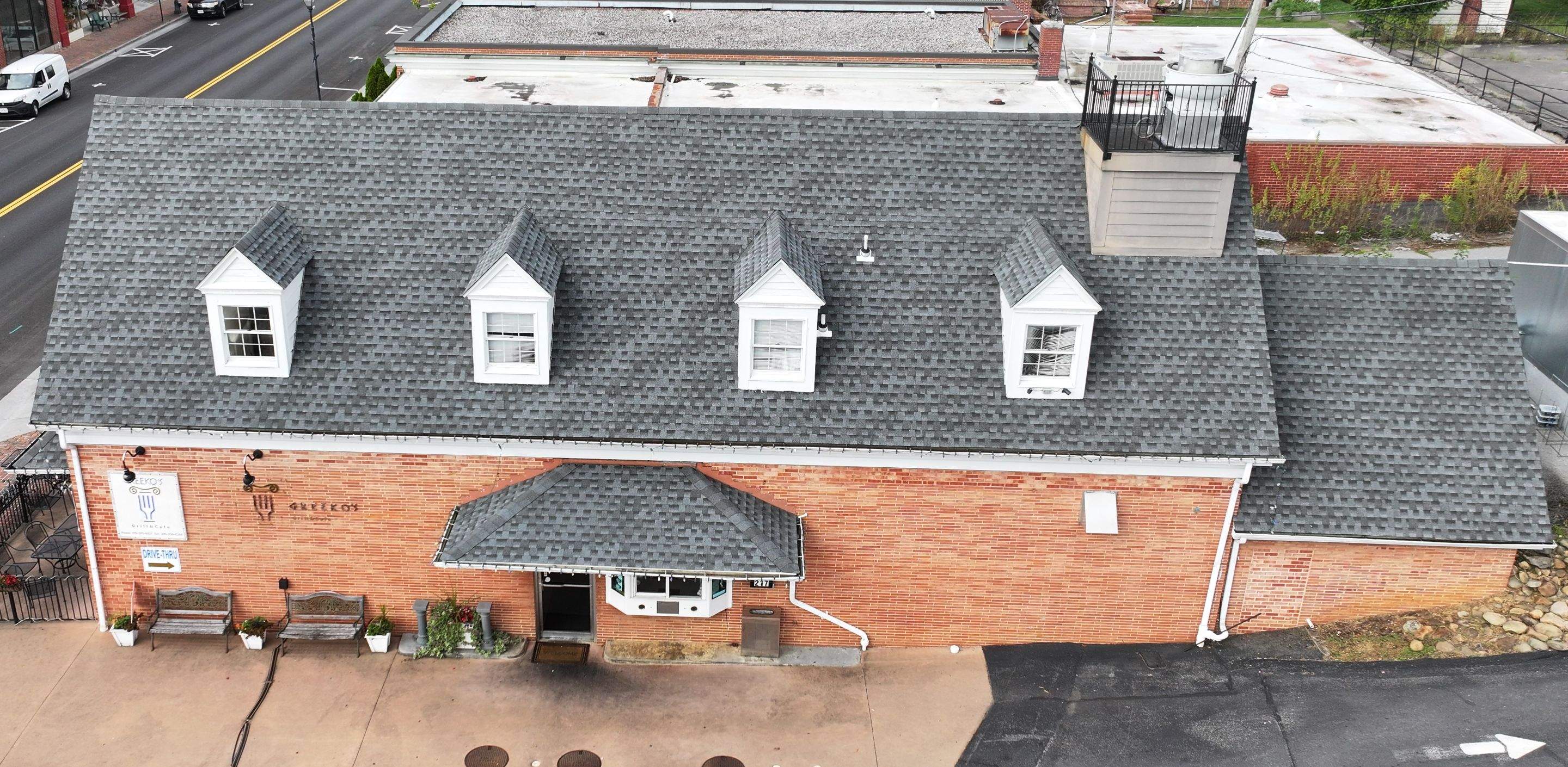 Ellis Commercial Building by Omnia Roofing