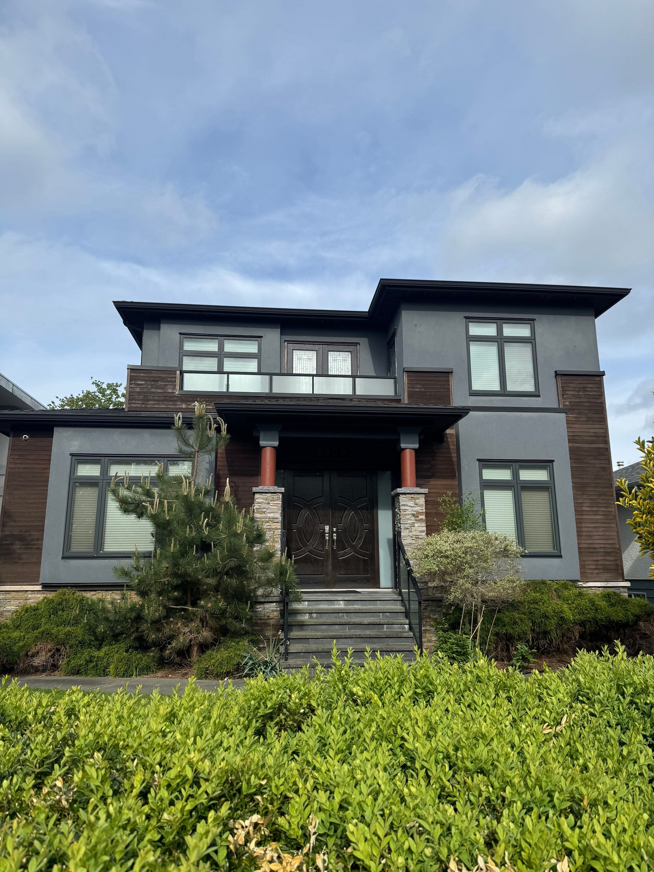 Exterior Painting & Staining in Vancouver by YVR Construction Group