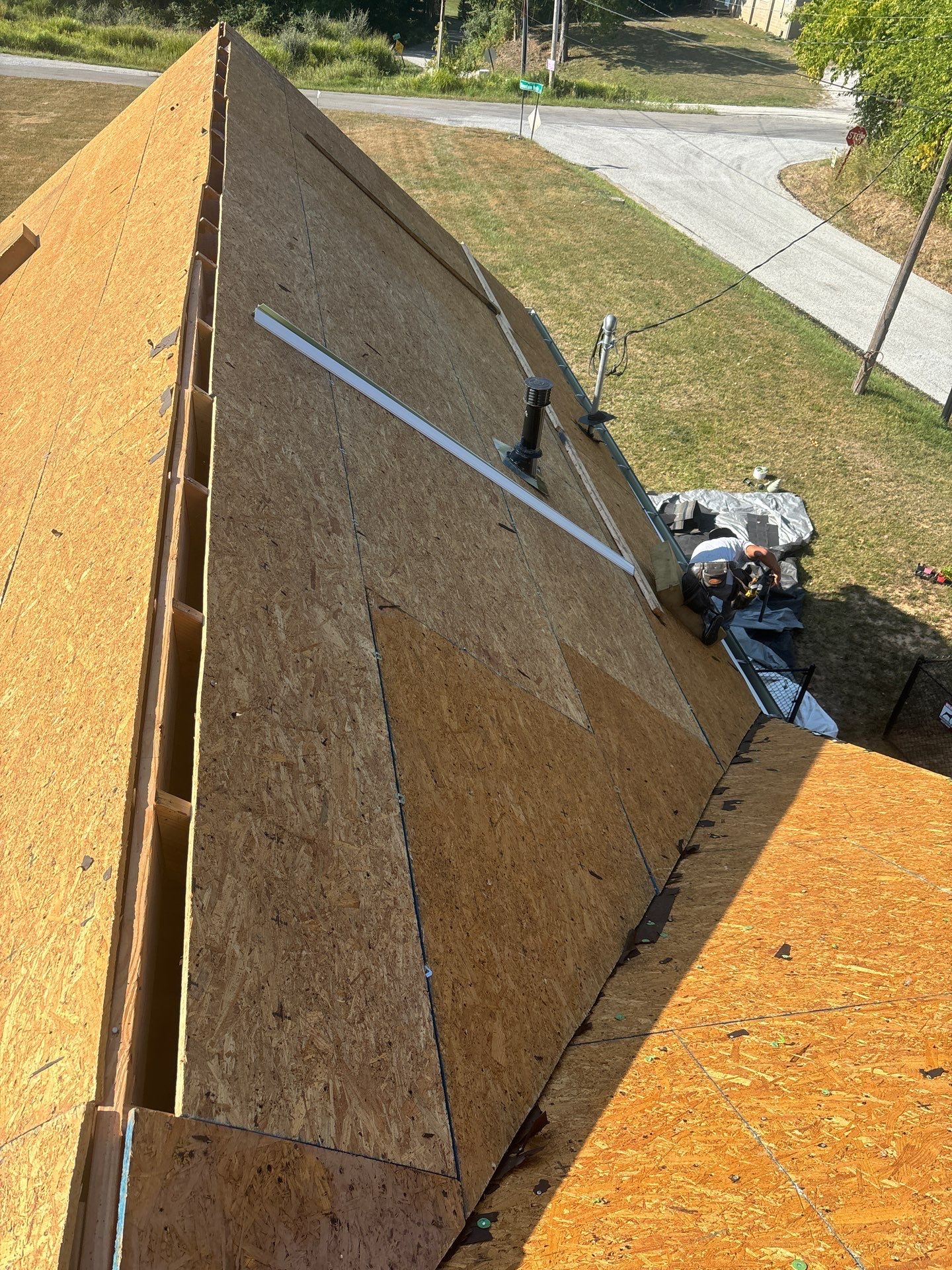 Residential Roofing Installation using GAF Timberline HDZ Charcoal by Rainstoppers Roofing