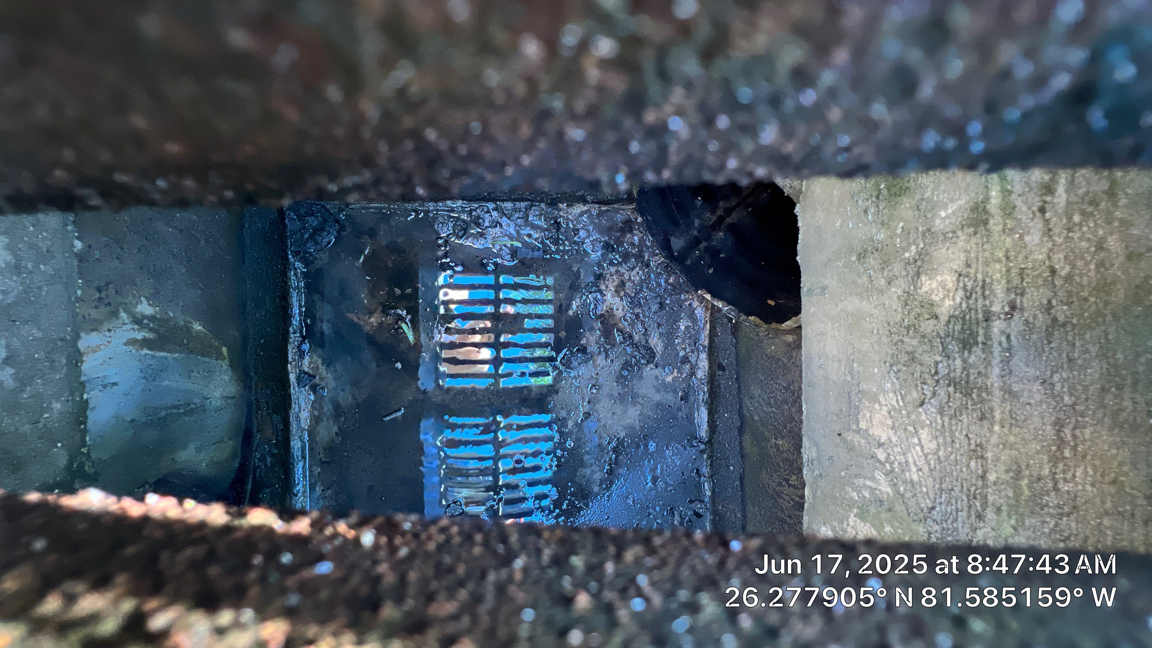 Naples Association Stormwater System Cleaning by APS Power & Water