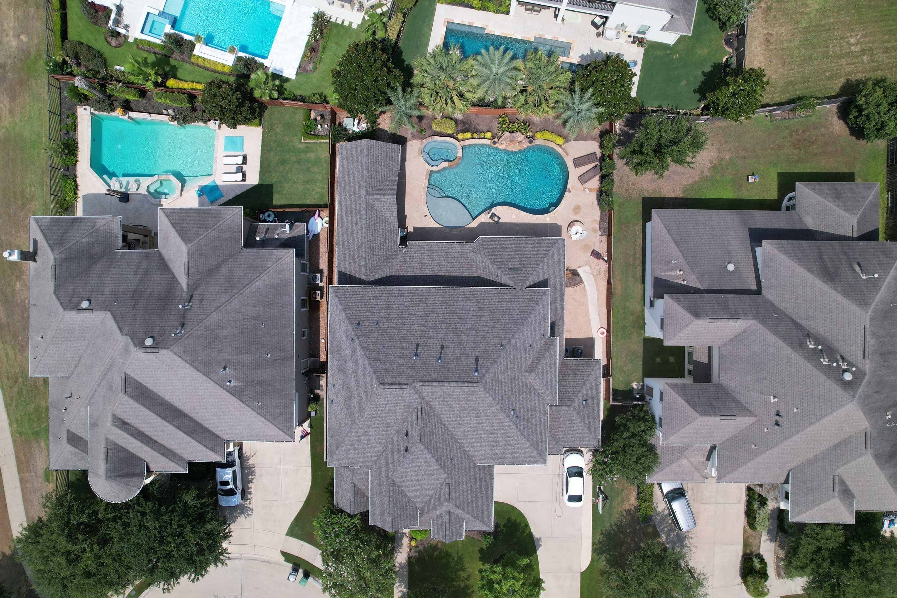 Residential Roofing Installation using CertainTeed Landmark by Vlex Roofing