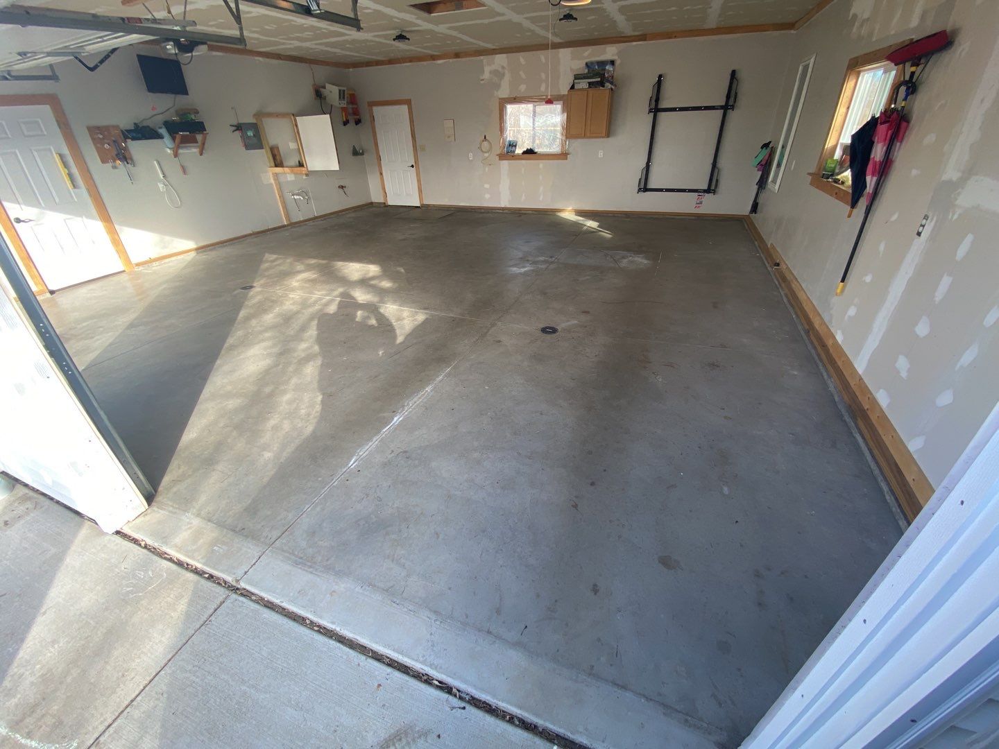 Garage using Northpole by Select Painting, Coatings & Garage Cabinets