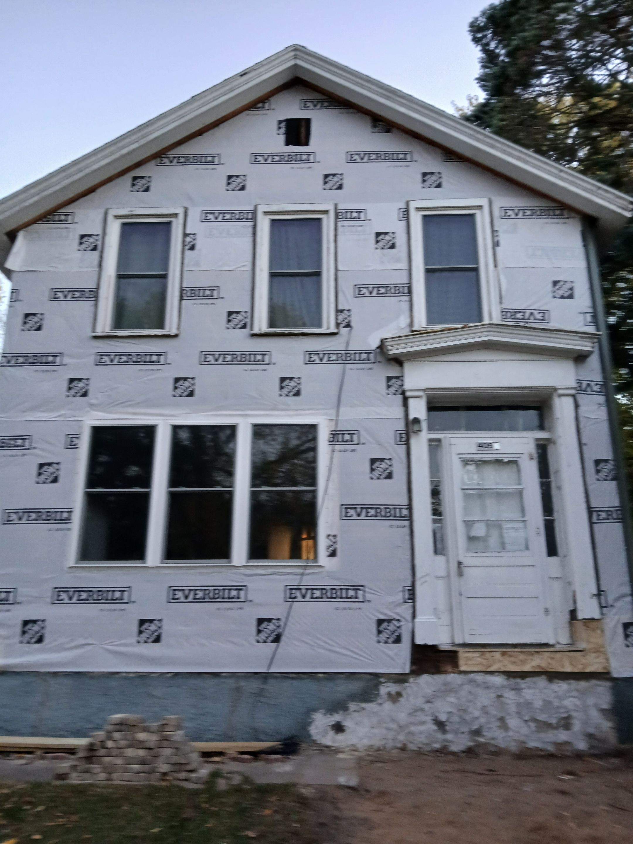 FULL HOME SIDING MAKEOVER SHEBOYGAN  by Gellings Roofing & Siding