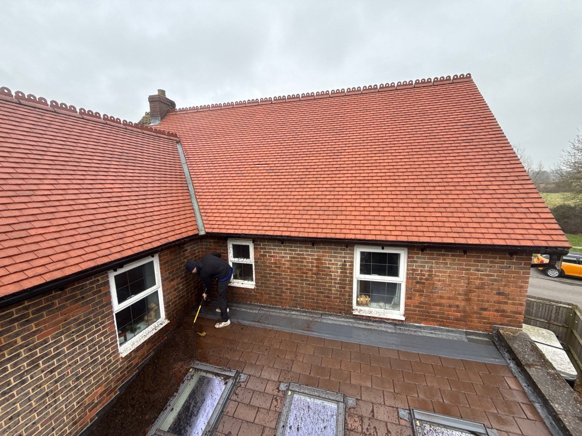 Roof And Render Clean by Ges Exterior Cleaning ltd