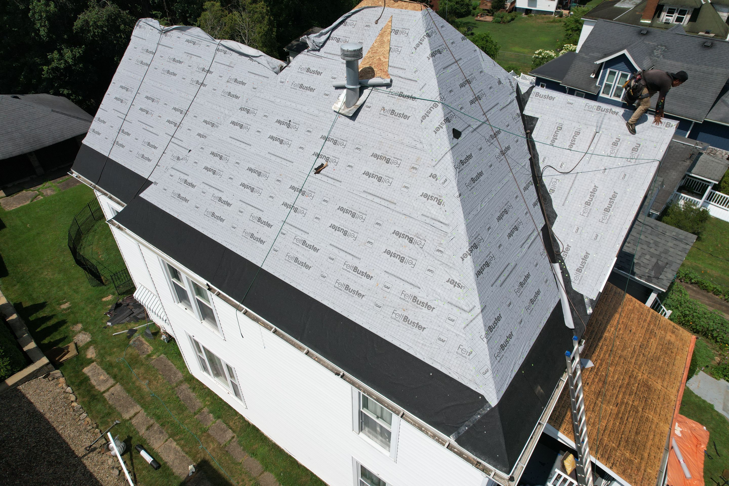 Residential Roofing Installation using GAF Timberline HDZ Charcoal by Rainstoppers Roofing
