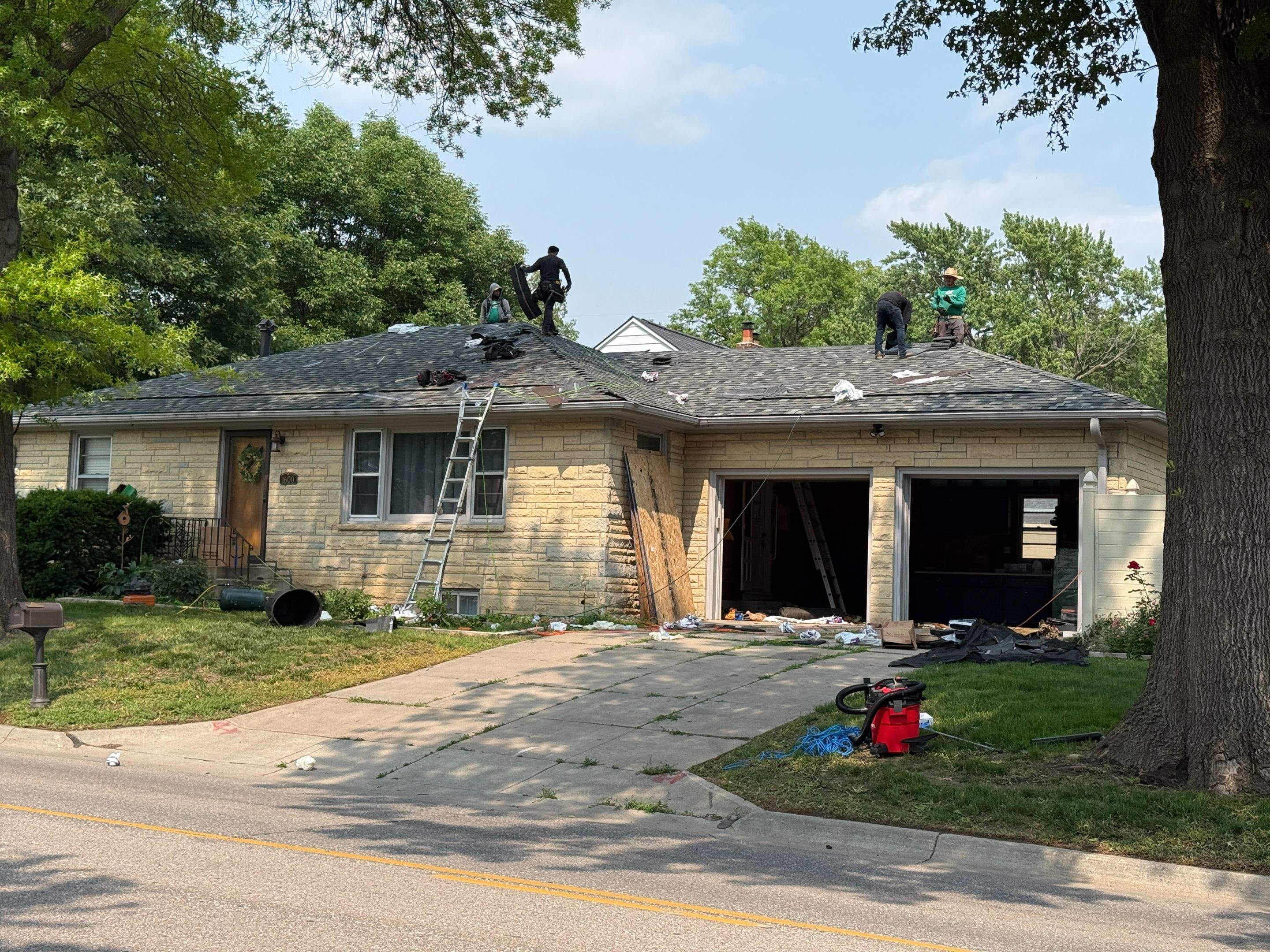 Asphalt Architectural Shingle Installation and Roof Deck Repairs in Lincoln by Star Home