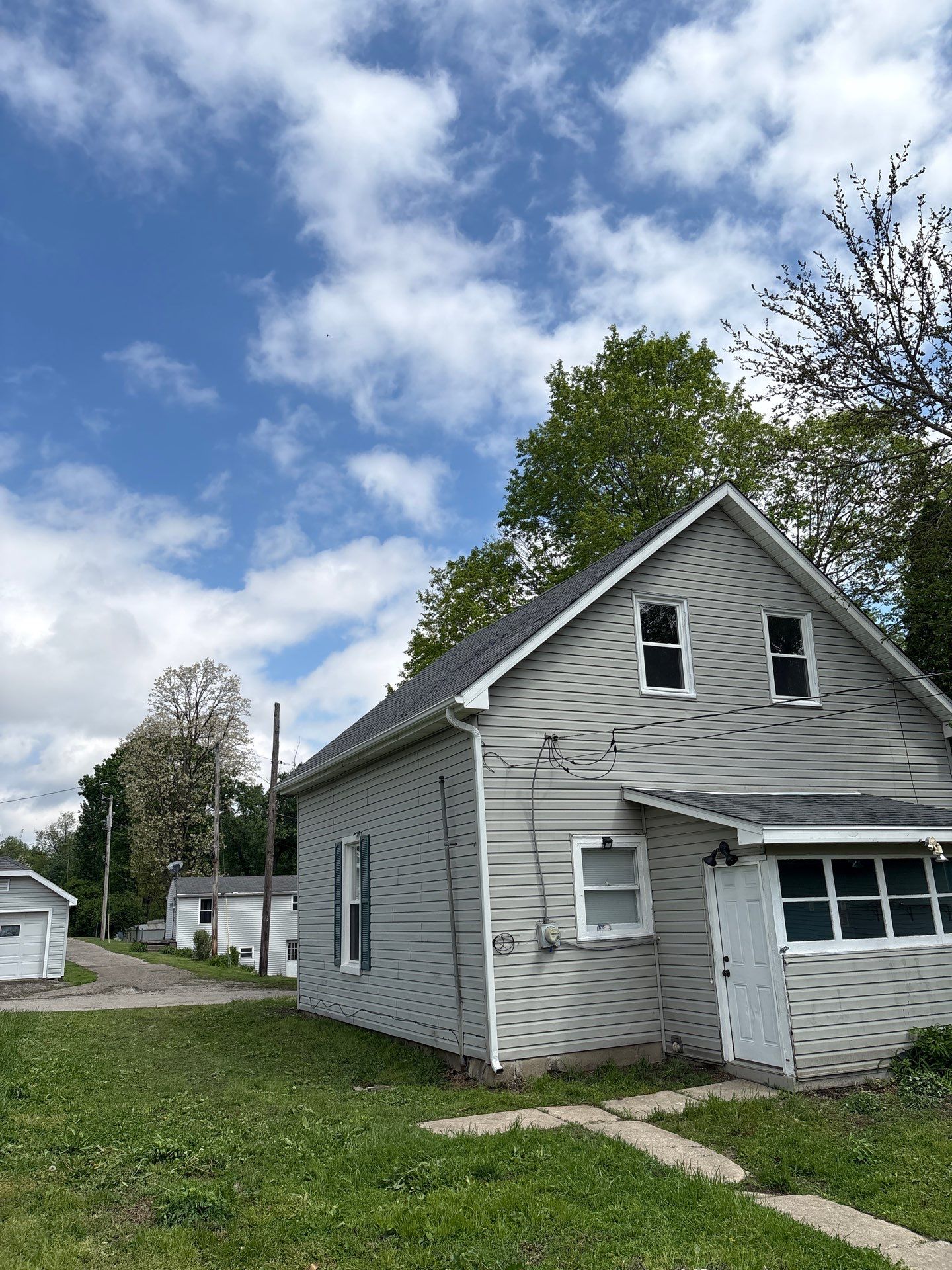 Owens Corning Oakridge - Estate Gray by Hoel Roofing & Remodeling