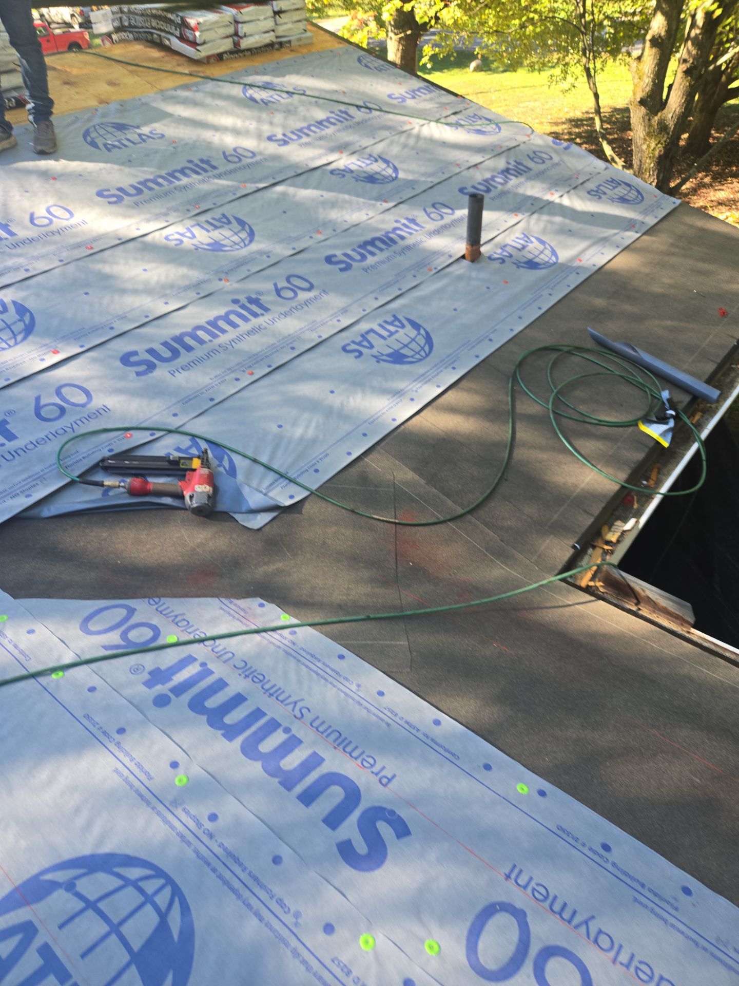 Atlas Pinnacle, Color, Coastal Granite, Drip Edge, Color, Black by Eagle Eye Roofing