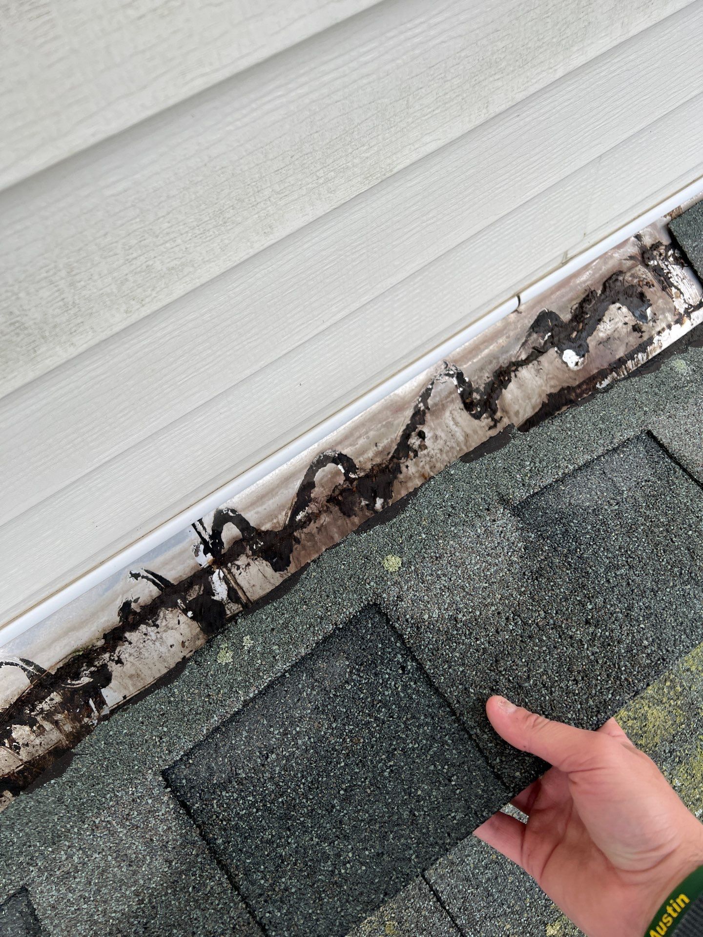 Wind-Resistant Metal Shingle Shake Roof Installation – Lima, Ohio by 4Ever Metal Roofing