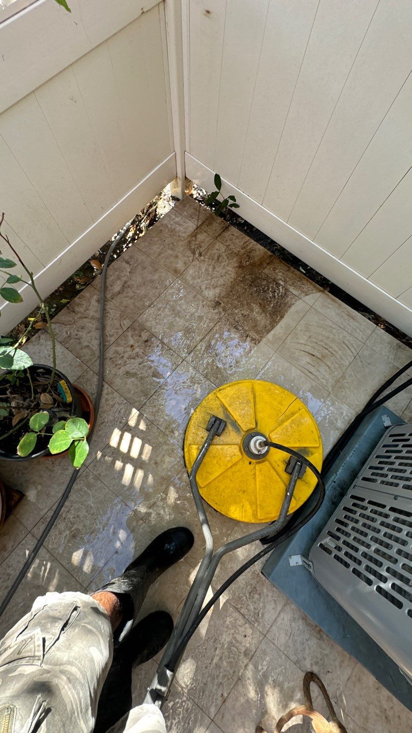 Rust removal, pressure washing, and window cleaning in Rancho Santa Margarita, CA by Property Cleaning Experts