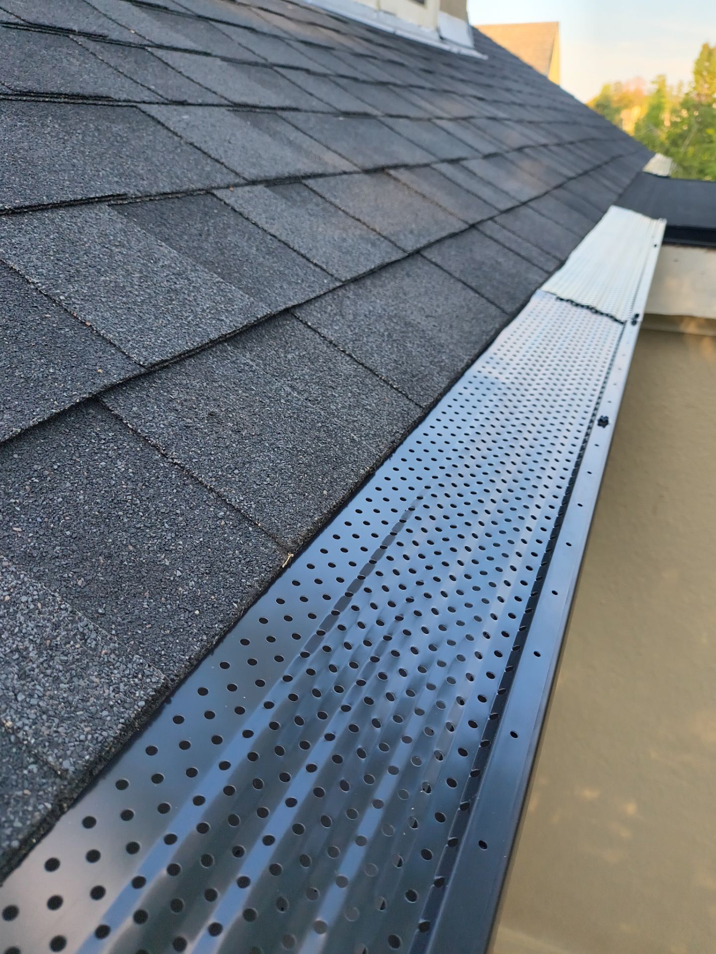 Title:  5- and 6-Inch Seamless by Next Level Seamless Gutters / Exteriors Inc.