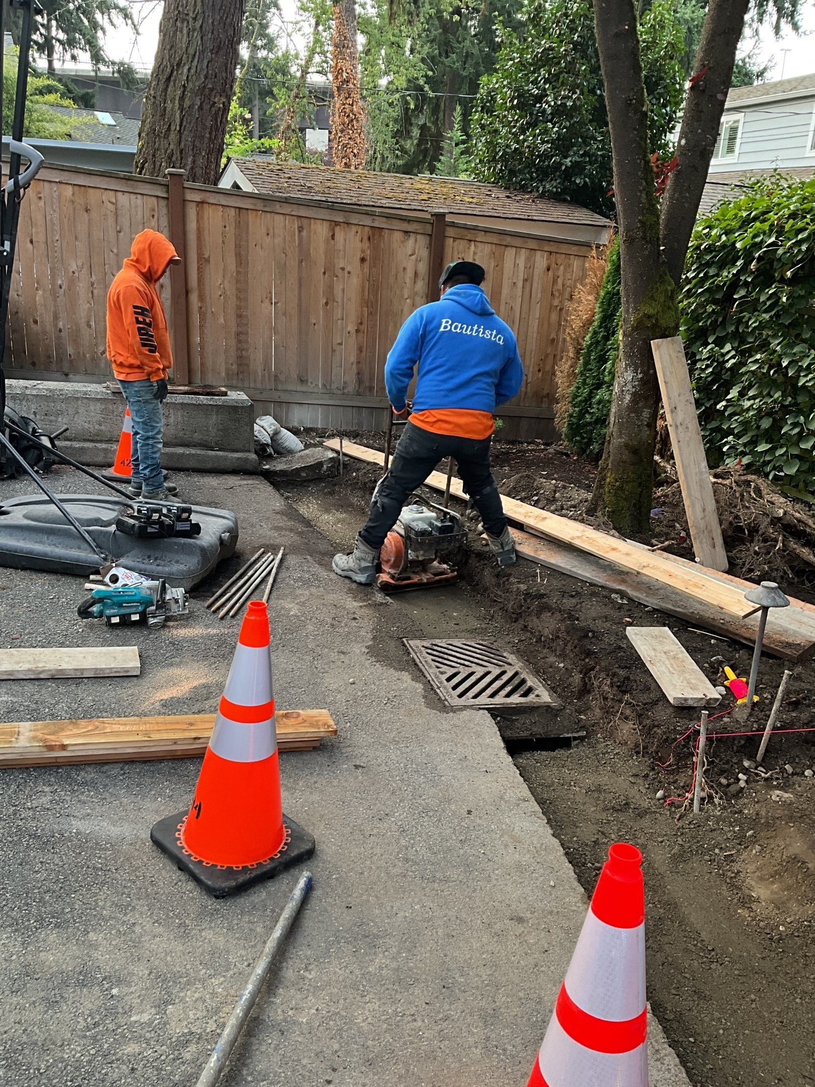 Eggers | Aggregate Finish Driveway, Concrete Project  by Jireh Asphalt & Concrete Inc 