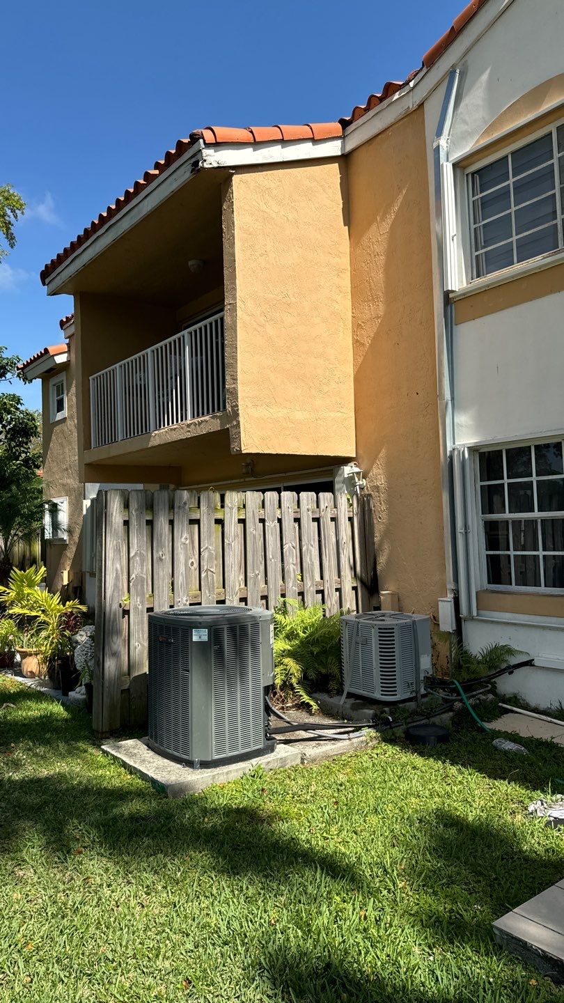 SIENNA VILLAS CONDO - BLDG 14340 by Souffront Construction & Engineering