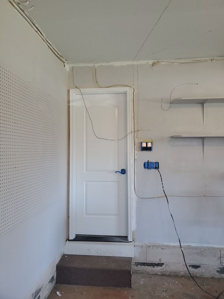 Garage Floor in Mt. Everest, Walls/Ceiling in White by Spectrum Painting, LLC