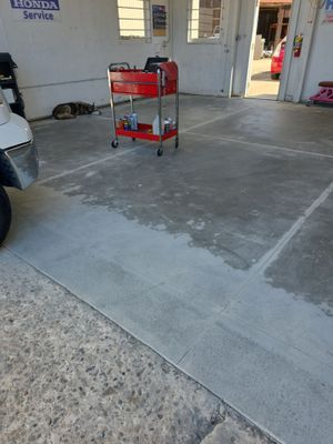 Simiron Stargazer Epoxy Coating for Commercial Auto Shop in Arroyo Grande