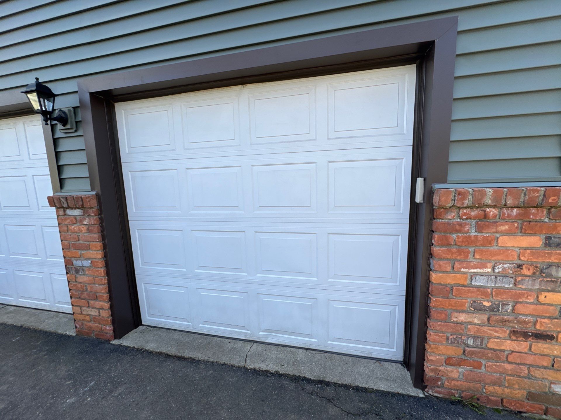 Siding Replacement using Alside Charter Oak D4.5" Deep Moss by 180 Contractors