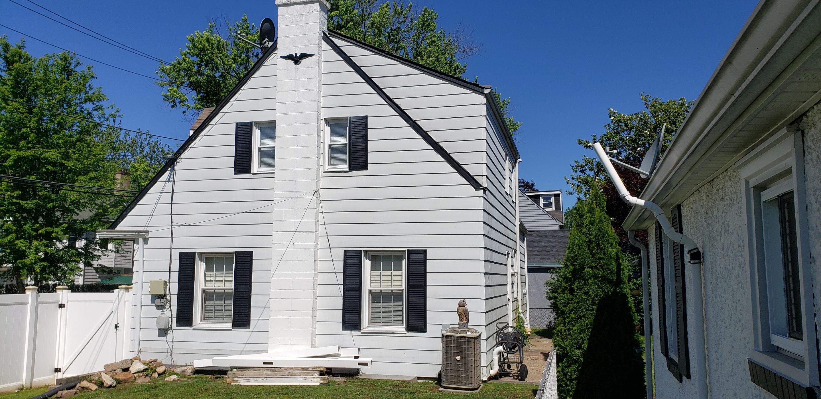 Roofing using GAF Timberline HDZ by Stofan Construction LLC