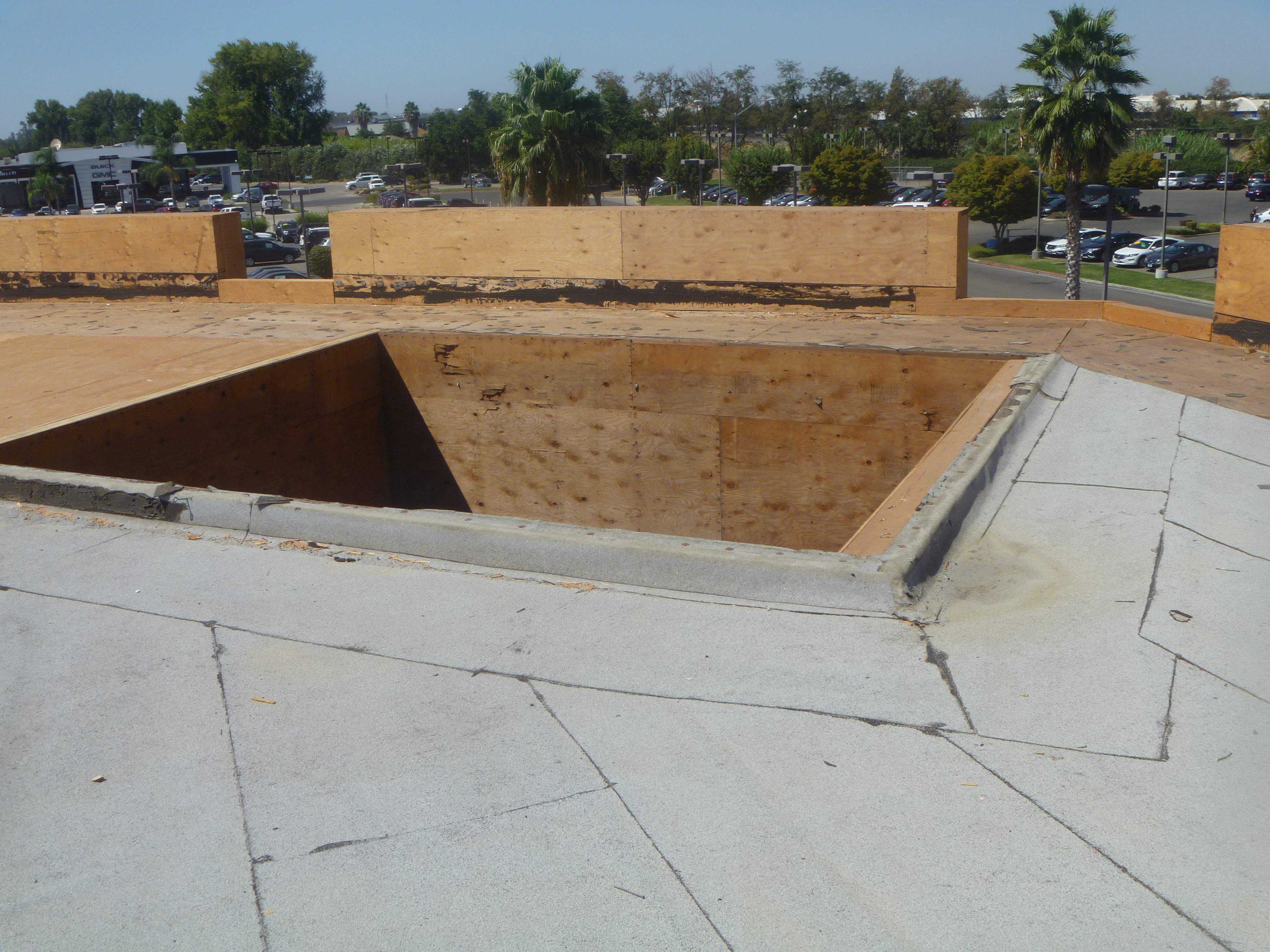 Commercial Roofing Installation using Spray foam and Conklin Benchmark/PUMA XL 18 yr warranty coatings by Straight Edge Roofing Inc