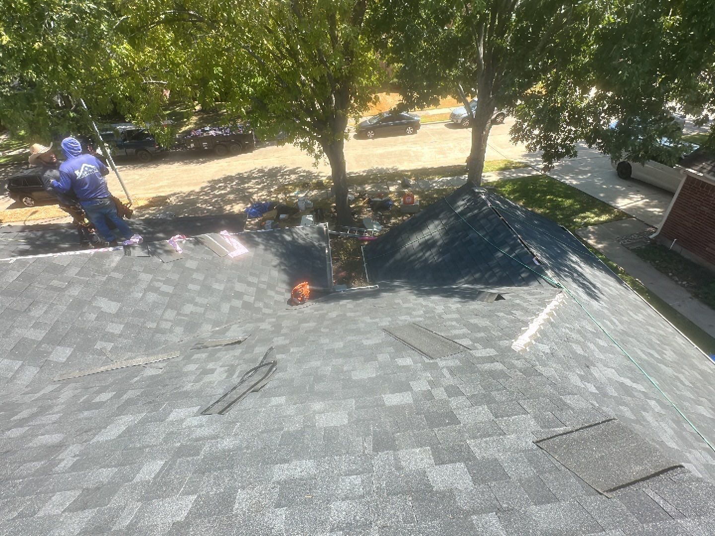 Residential Roofing Installation using Owen's Corning Duration (Lifetime) Shingles by Roof Repair Company