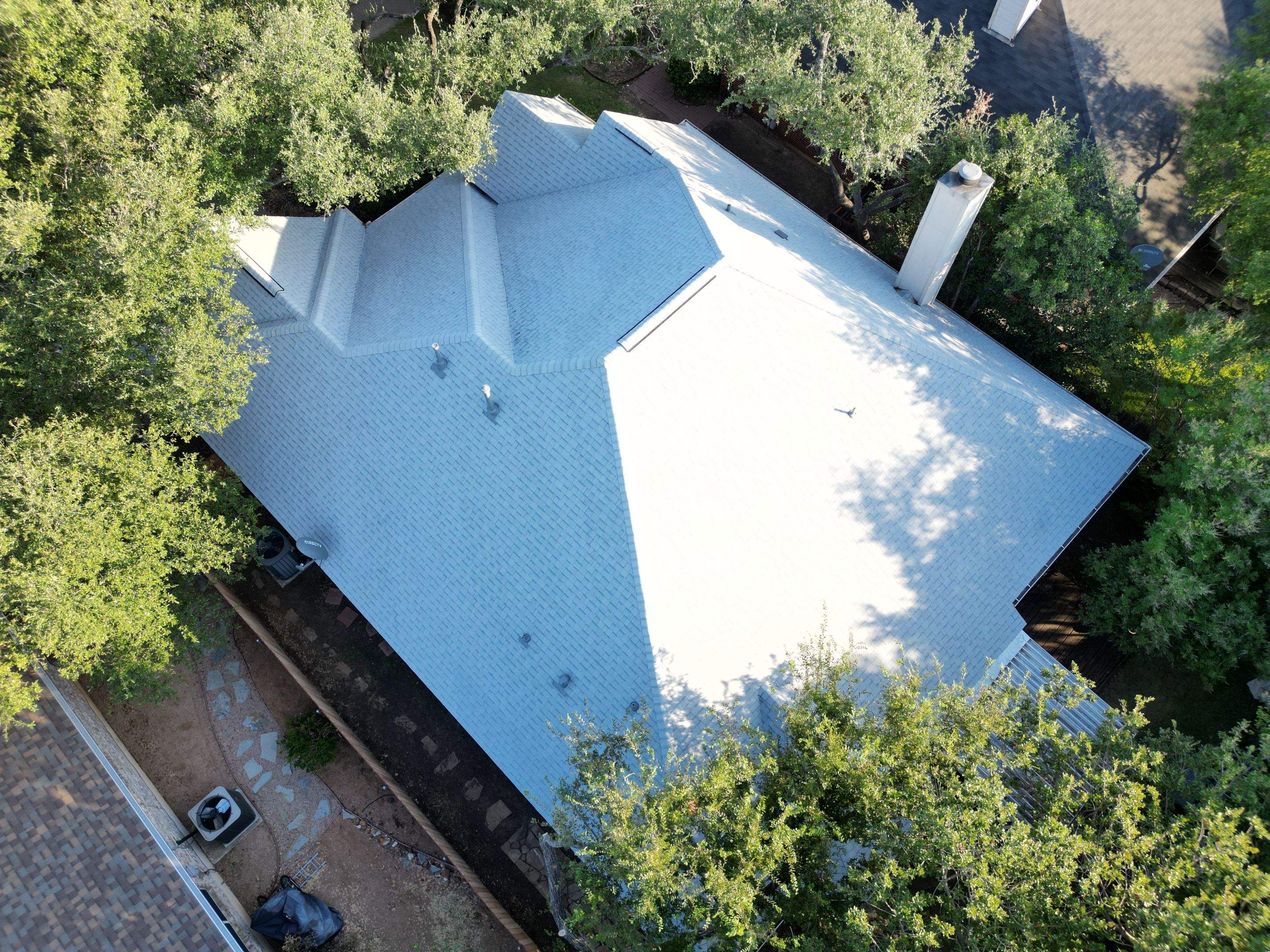 Shasta White - Owens Corning TruDefinition Duration by RoofsOnly.com