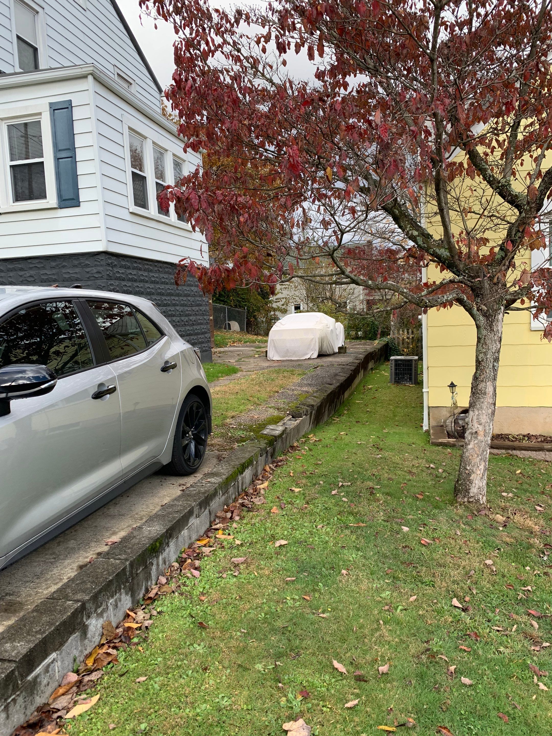 Siding Installation using Exterior Portfolio Portsmouth Vinyl Cedar Shakes by Secure Construction Company Inc