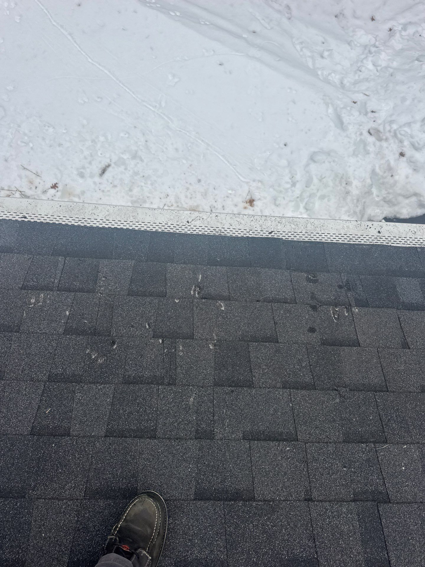 Ice Dam Removal & Snow Removal in Billerica, MA  by Mighty Dog Roofing of Greater Middlesex County