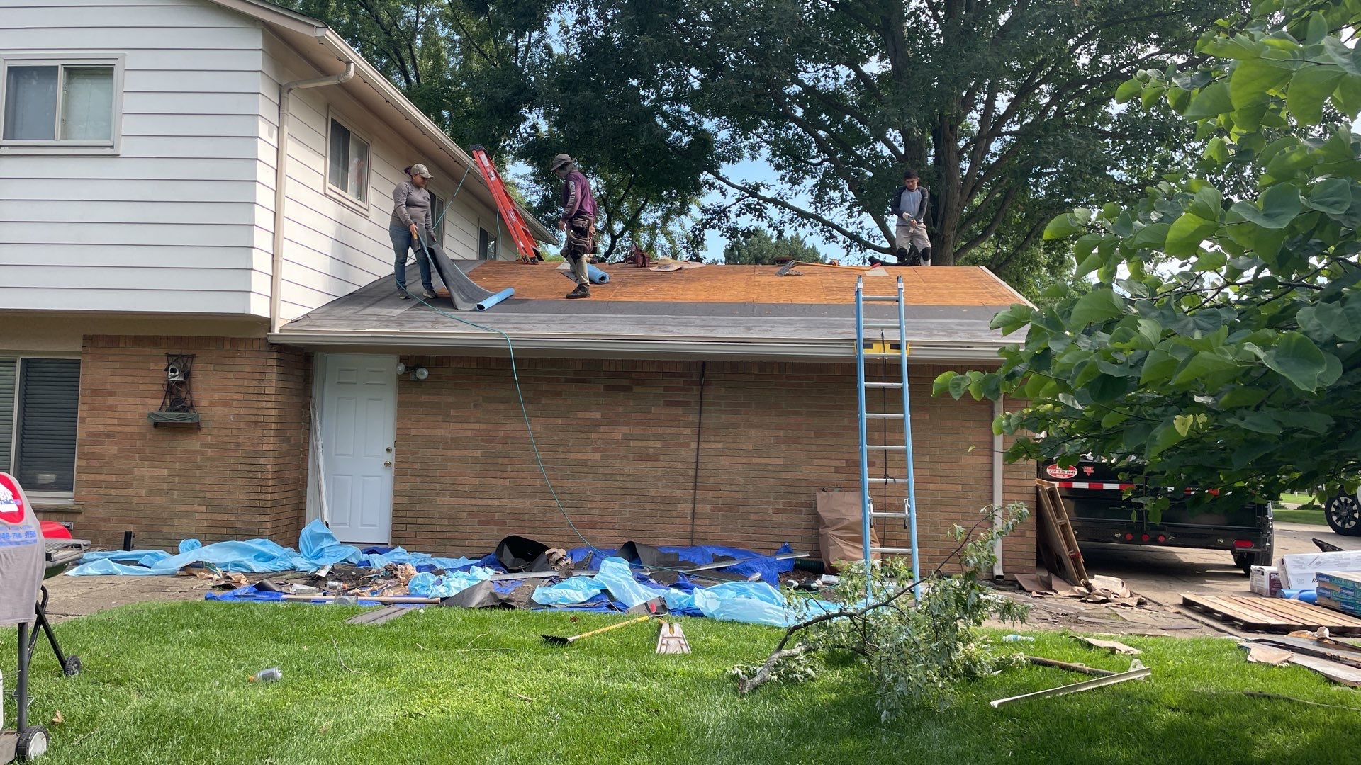 Roof Replacement using CertainTeed Landmark by 180 Contractors
