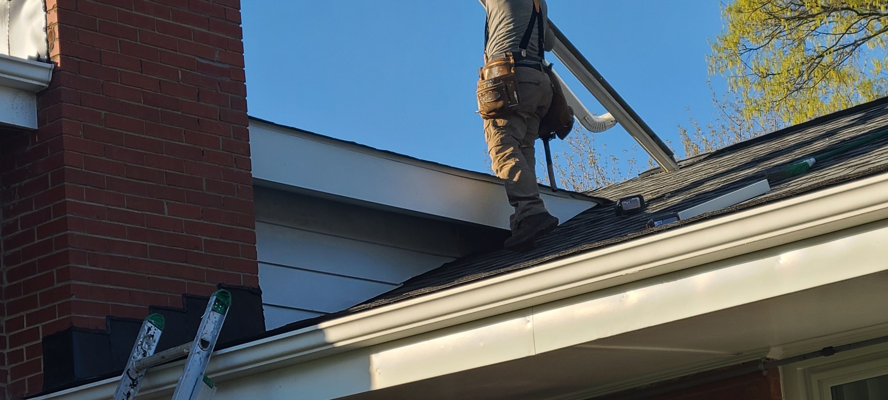 Alexandria: Residential Roof Replacement with CertainTeed Landmark in Georgetown Gray by RM Banning, Inc.