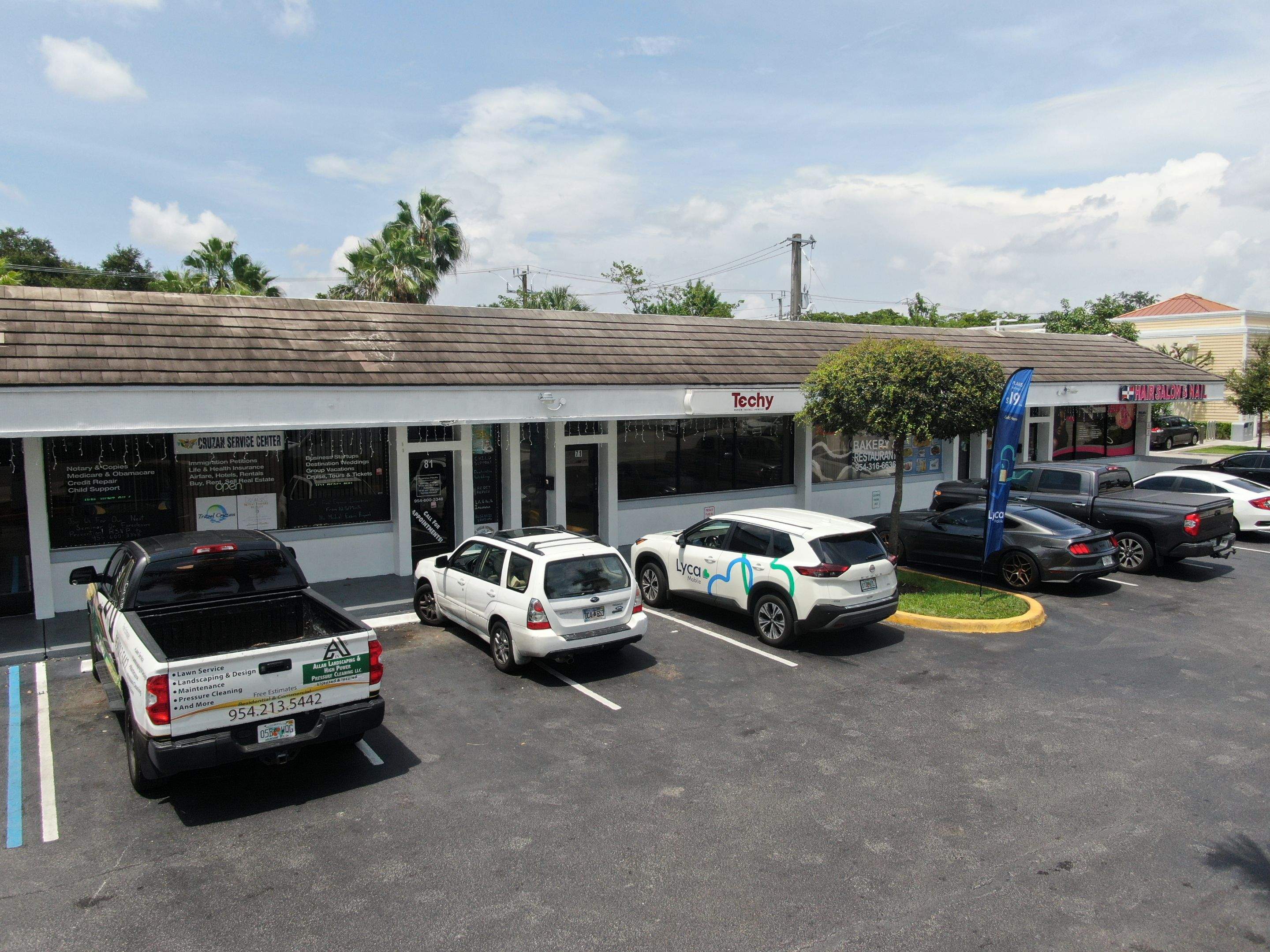 ROYAL CLAU PLAZA INVESTMENTS LLC by Souffront Construction & Engineering