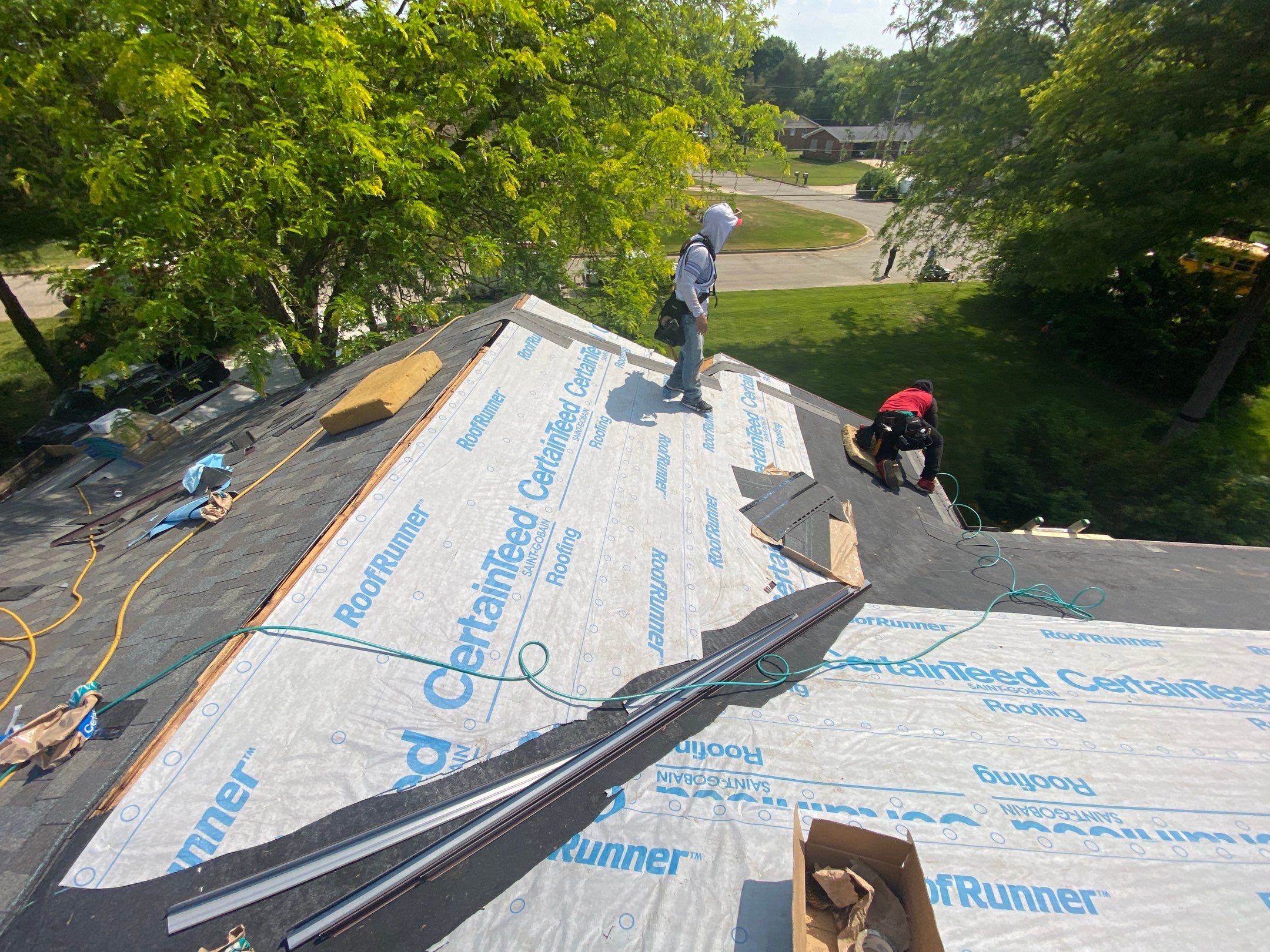 Roof Replacement using CertainTeed Landmark by 180 Contractors