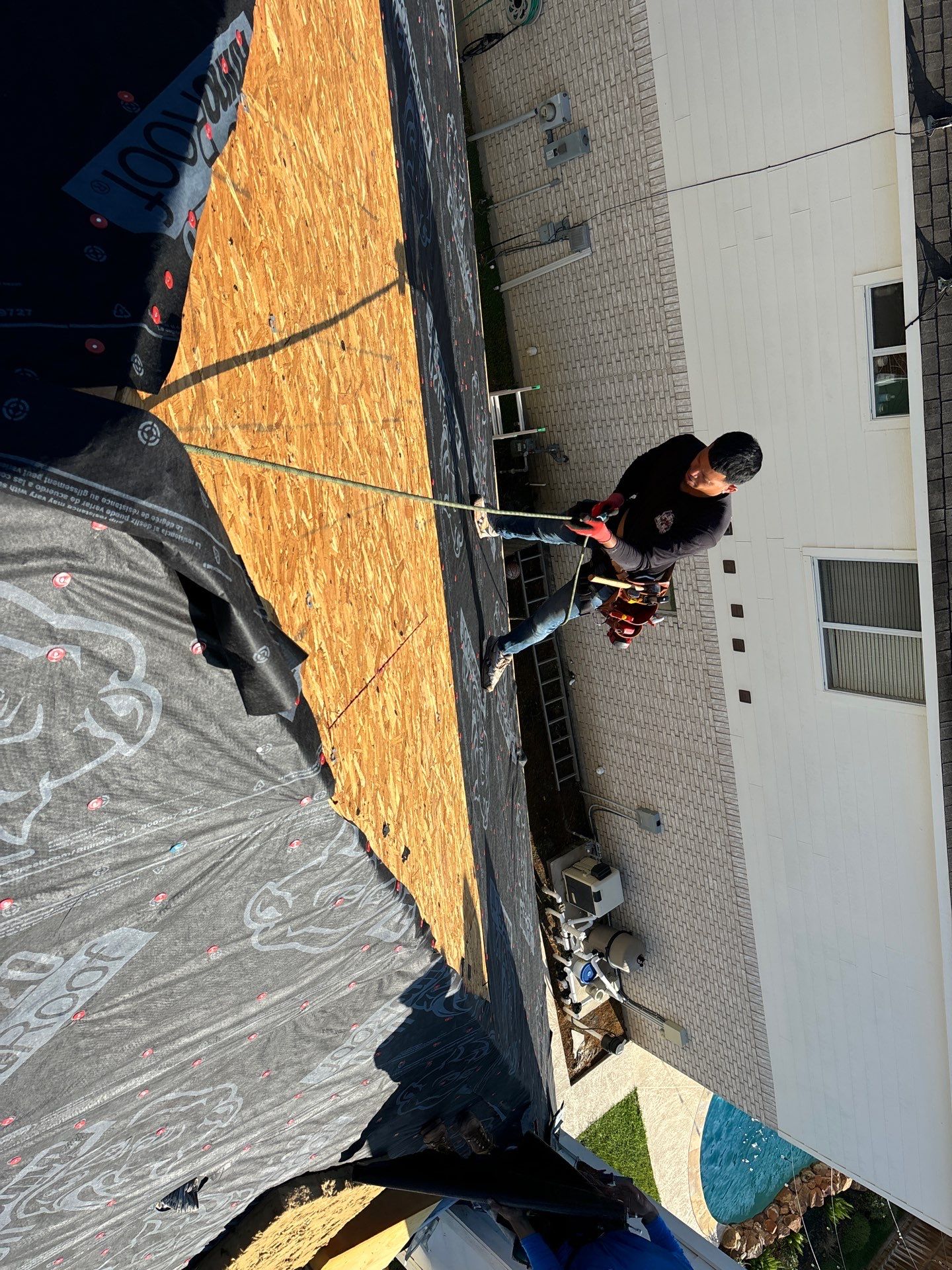 Residential Roofing Installation using Owen's Corning Duration (Lifetime) Shingles by Roof Repair Company