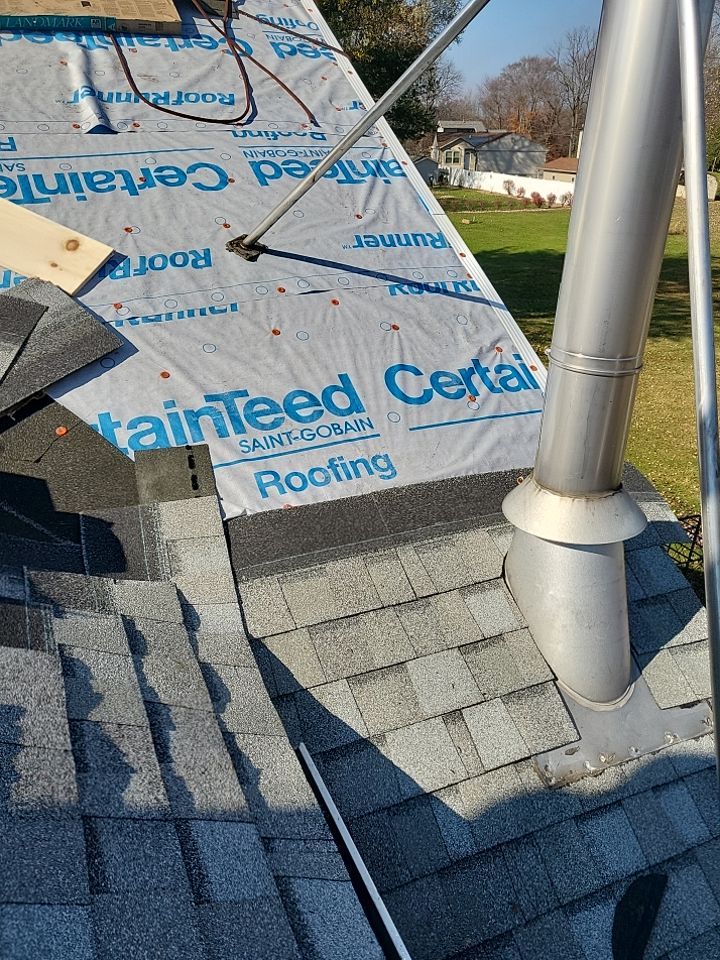 CERTAINTEED LANDMARK COLOR: COBBLESTONE GREY DRIP EDGE: WHITE by Eagle Eye Roofing