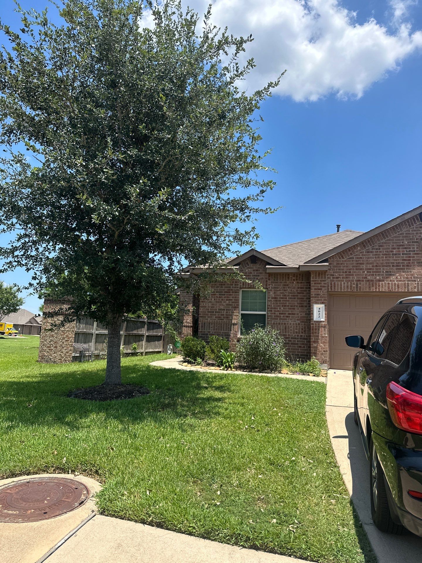 Hail Damage using Owen's Corning Duration (Lifetime) Shingles by Roof Repair Company