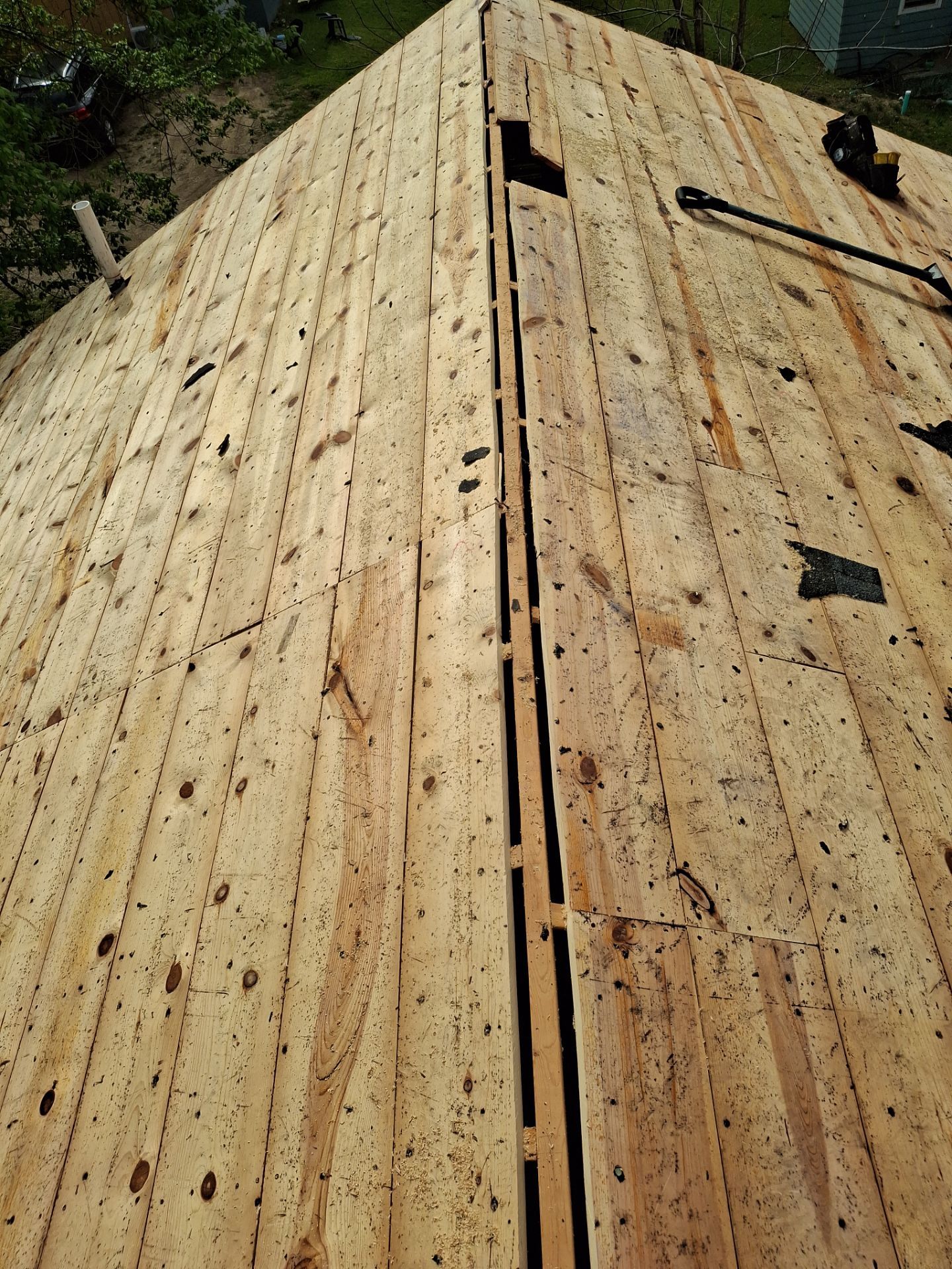 Residential Roofing Installation using GAF Timberline HDZ Charcoal by Rainstoppers Roofing