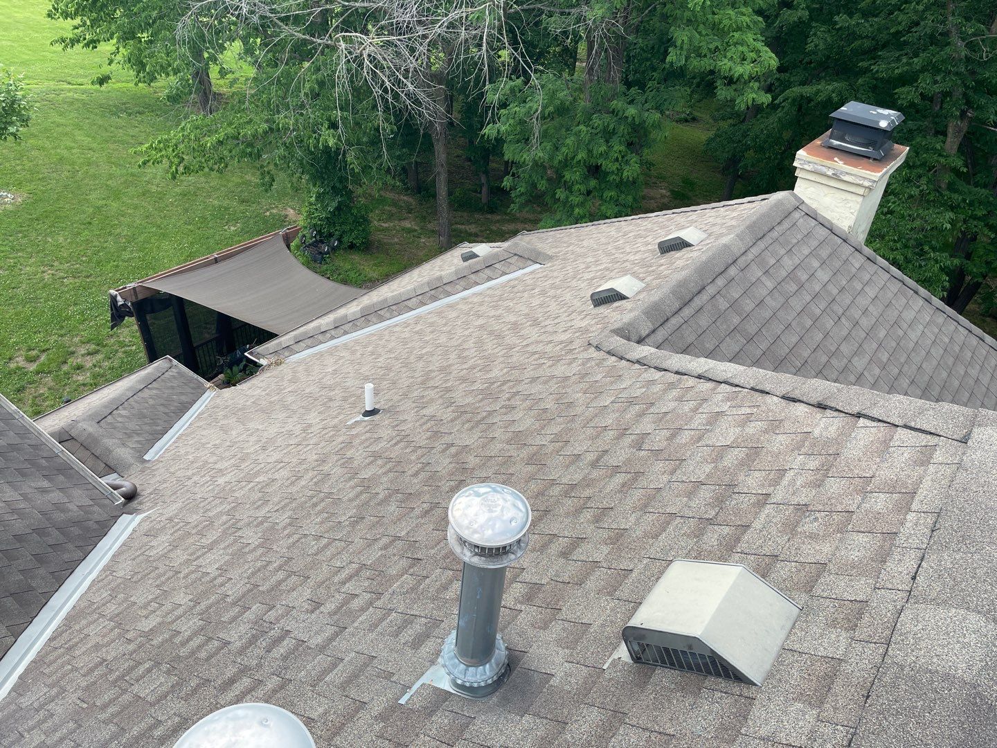Complete Home Makeover  by EEC  Windows, Siding & Roofing 