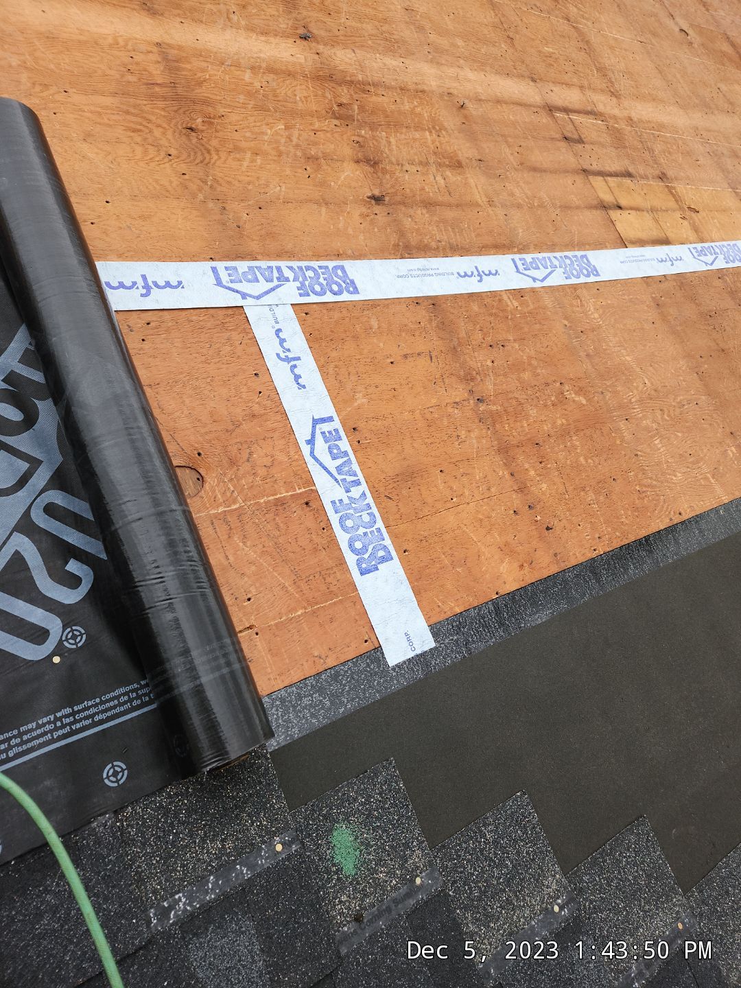 Residential Roofing Installation using Owens Corning TruDefinition by A Plus Exterior