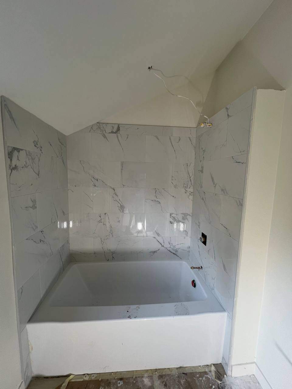 Bathroom Tile Installation by Handyman State LLC