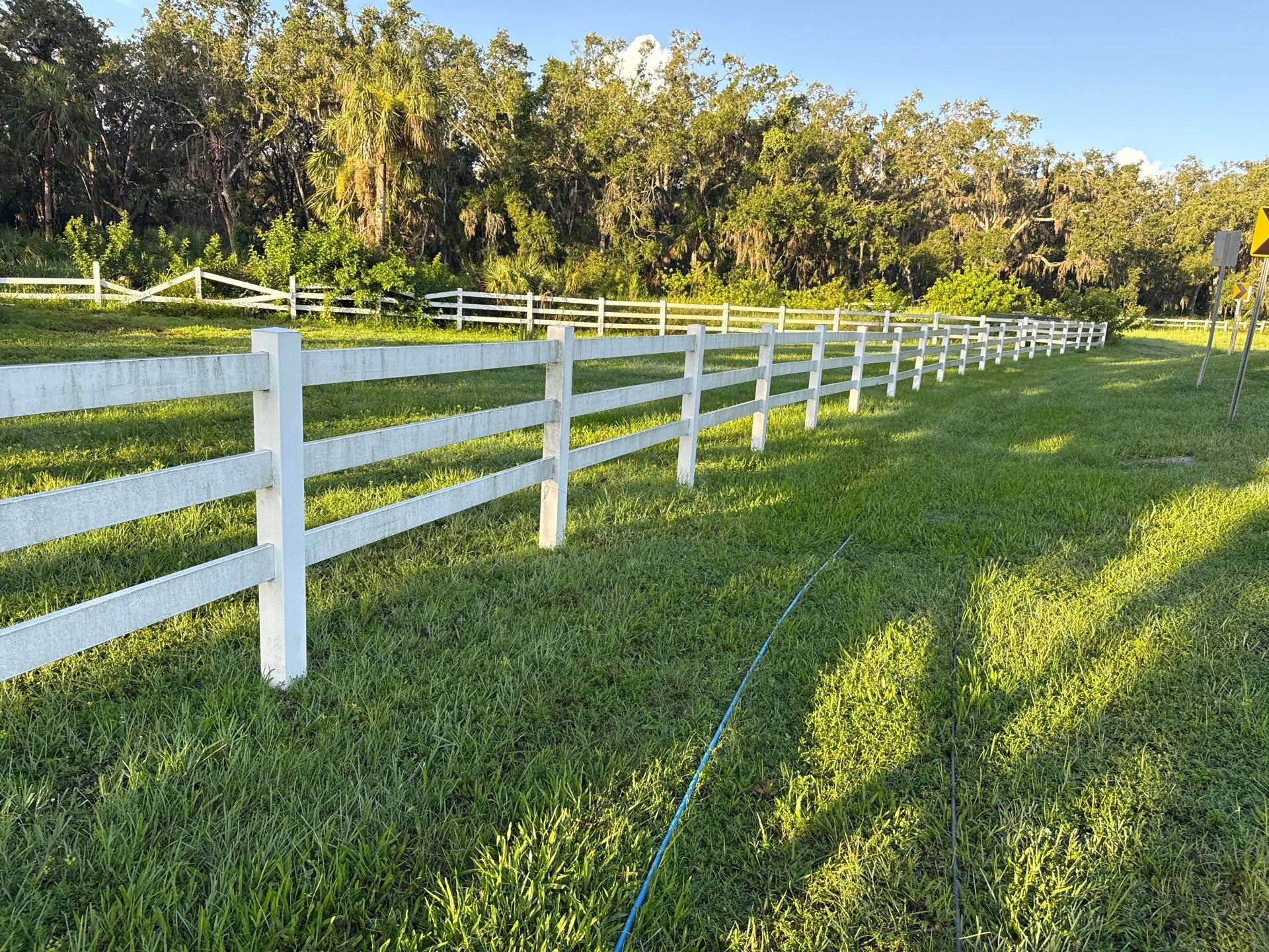 π Vinyl Horse Fence & Entrance Cleaning β Old Tampa Rd, Parrish, FL by Sunshine AquaWash